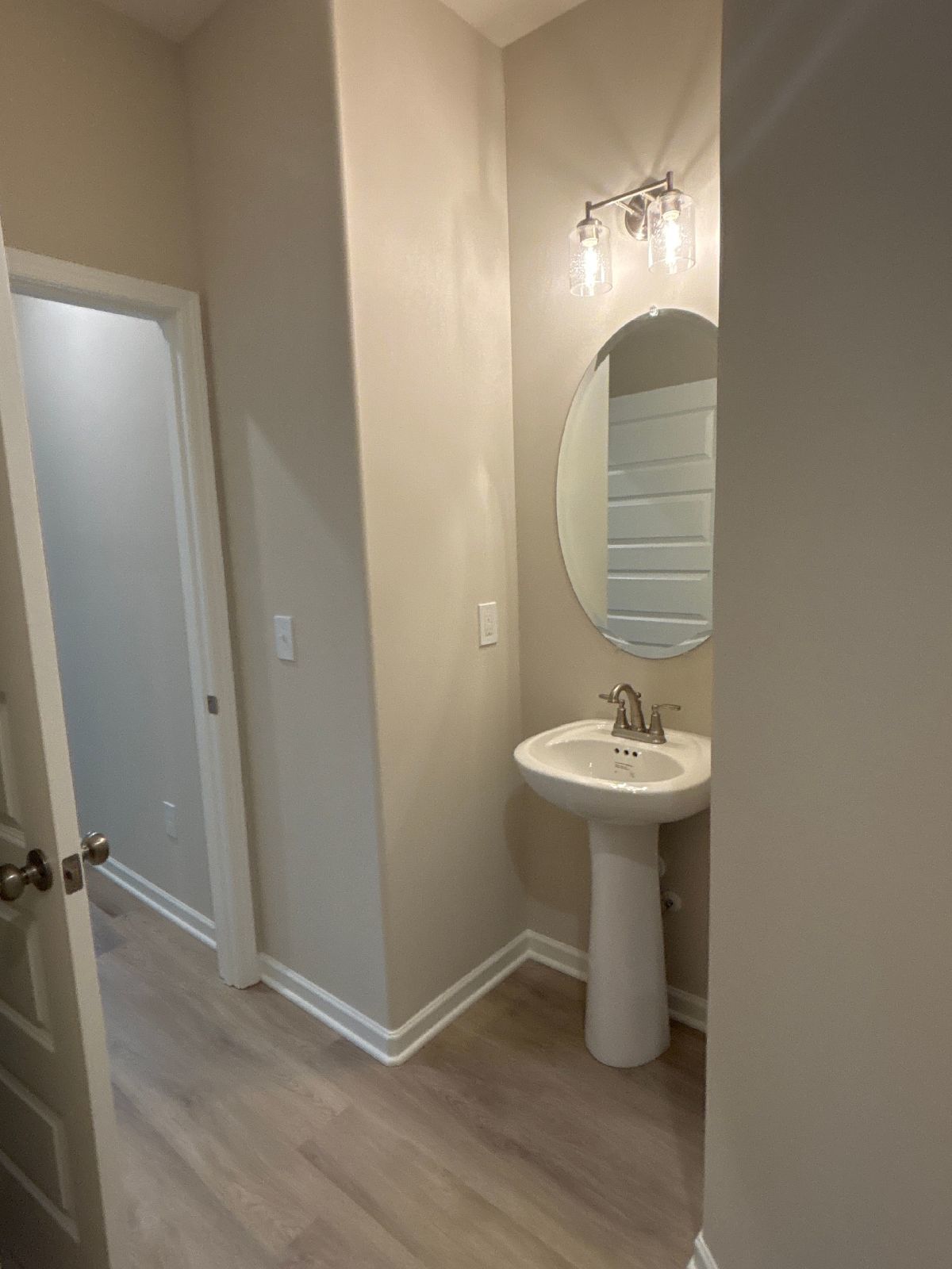 1/2 OFF MOVE IN SPECIAL! 4 Bedroom Townhome in Shelbyville! property image