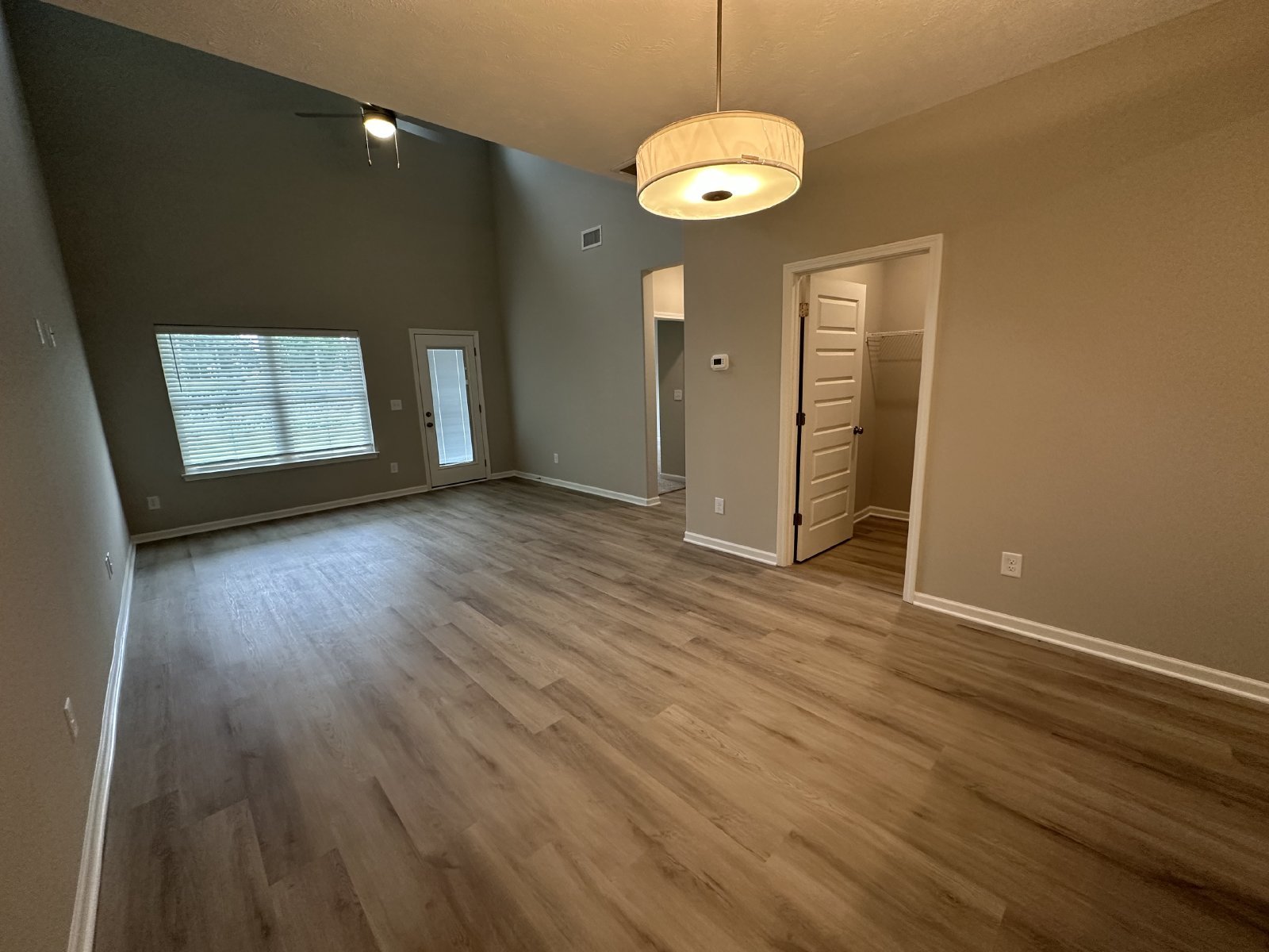 Brand New 4 Bed 3 Bath Townhome In Shelbyville property image