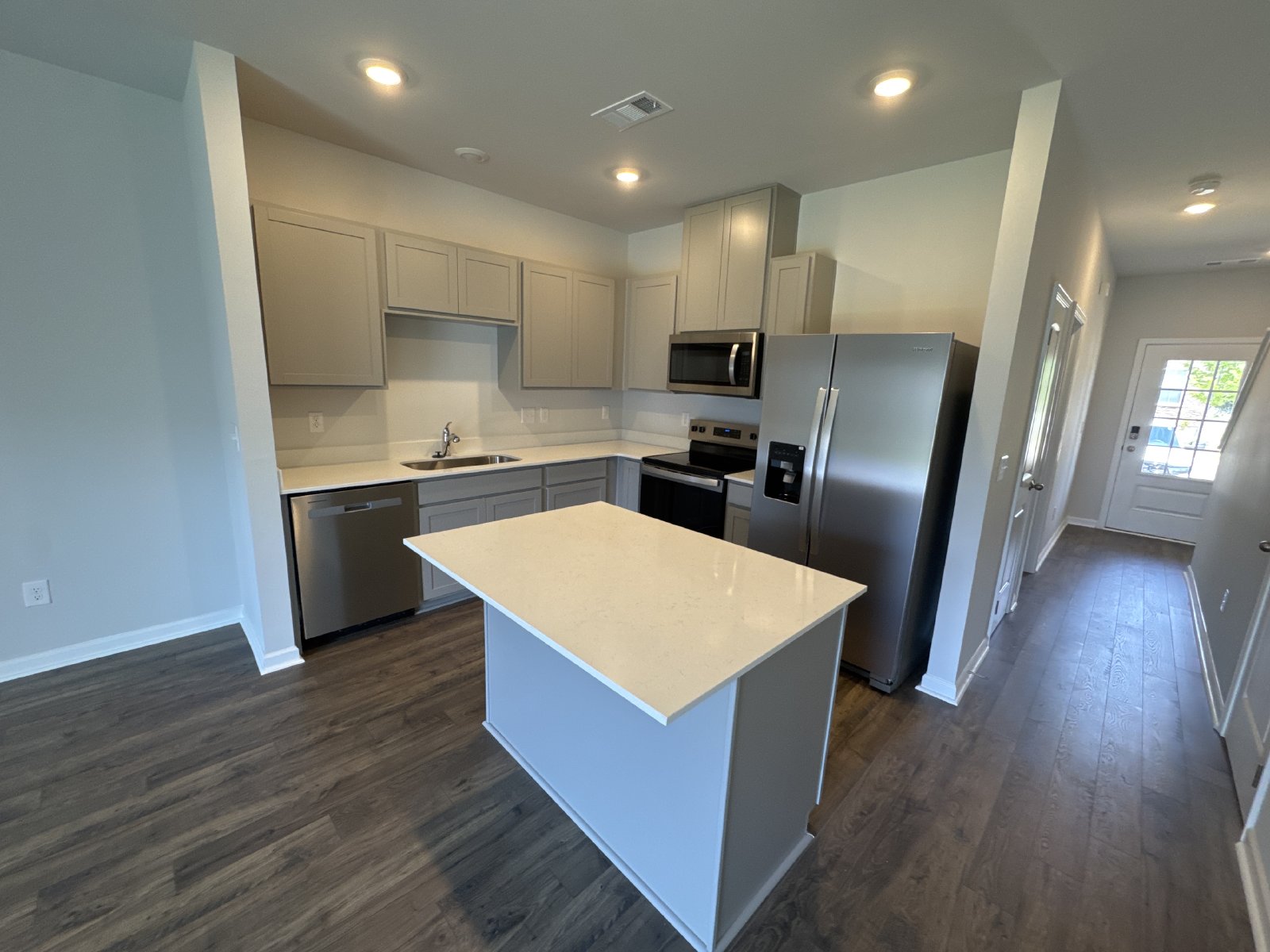 $500 Move-In Incentive for May Move-In! property image