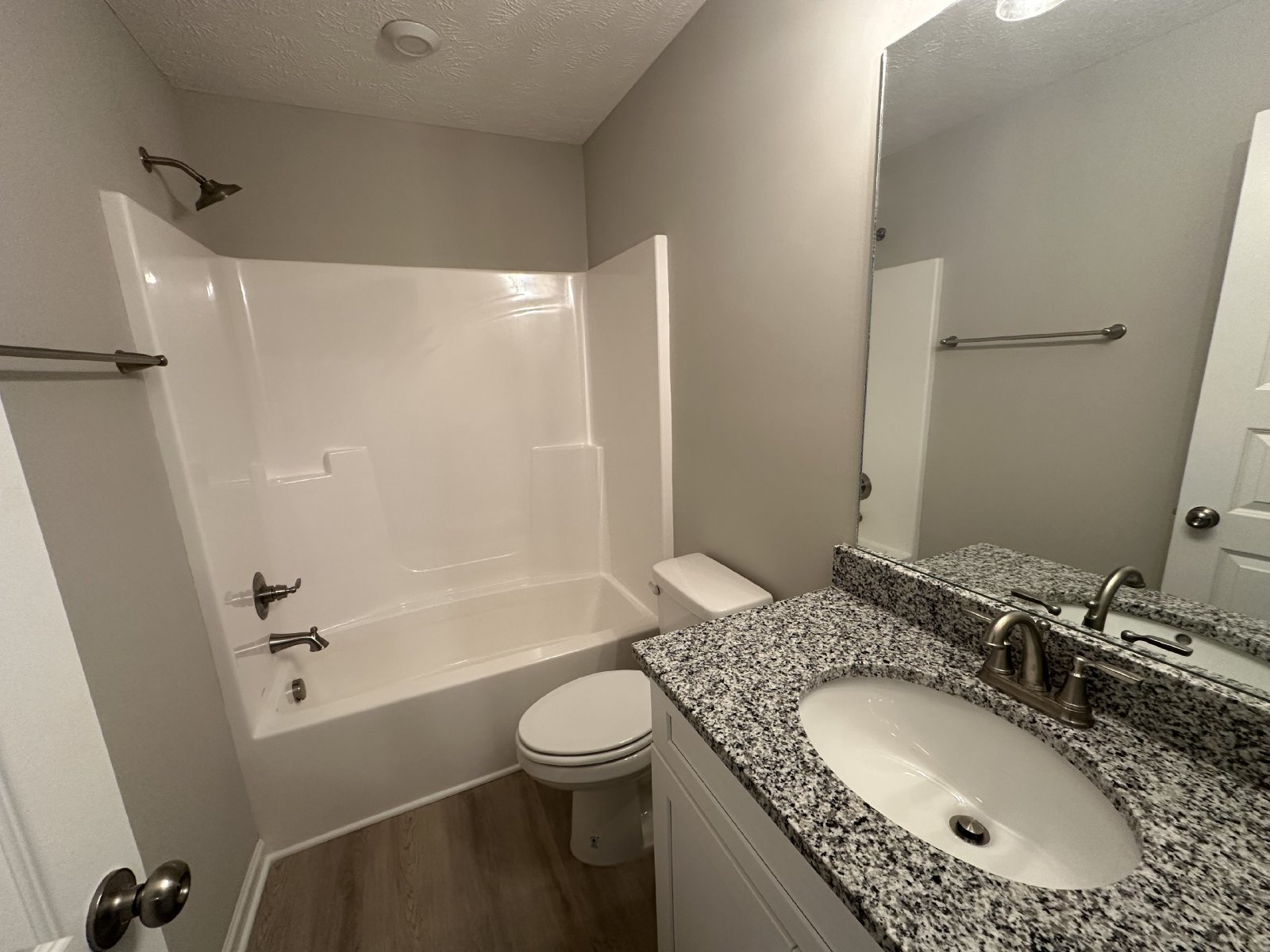Brand New 4 Bed 3 Bath Townhome In Shelbyville property image