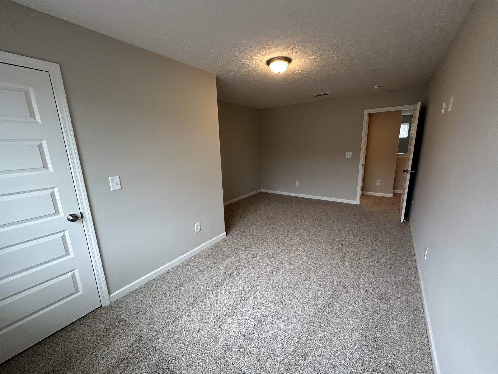 Brand New 4 Bed 3 Bath Townhome In Shelbyville property image