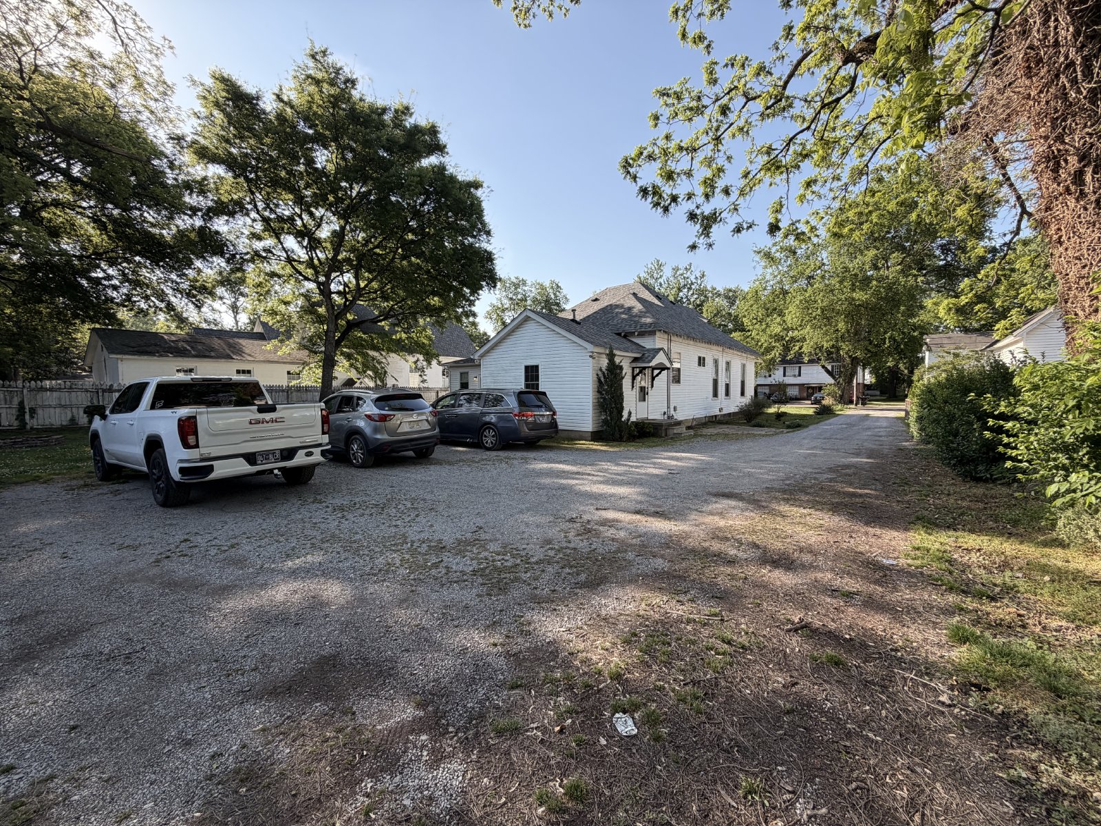 1 Bed 1 Bath Studio Style Apartment Minutes From the Square property image