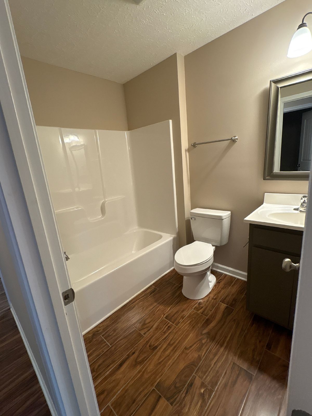 Recently built 2 Bedroom Apartment Minutes from Tim's Ford Lake! property image