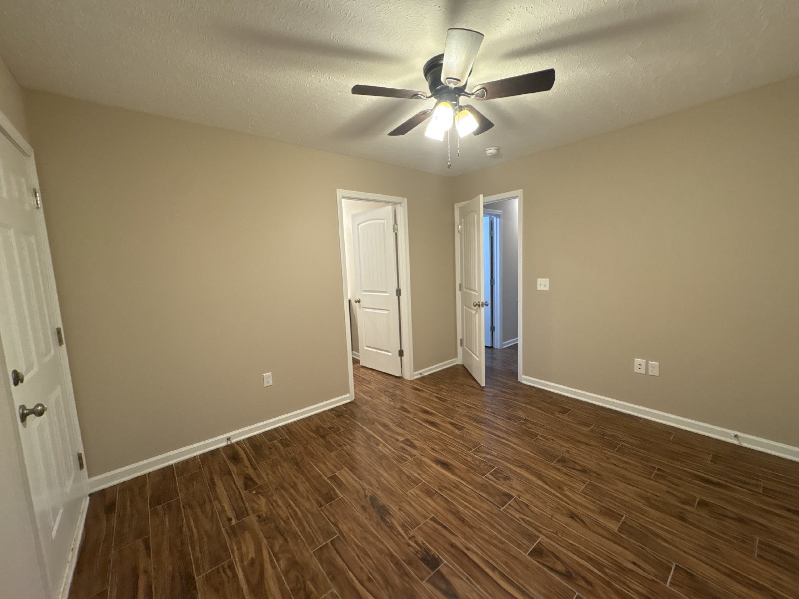 Recently built 2 Bedroom Apartment Minutes from Tim's Ford Lake! property image