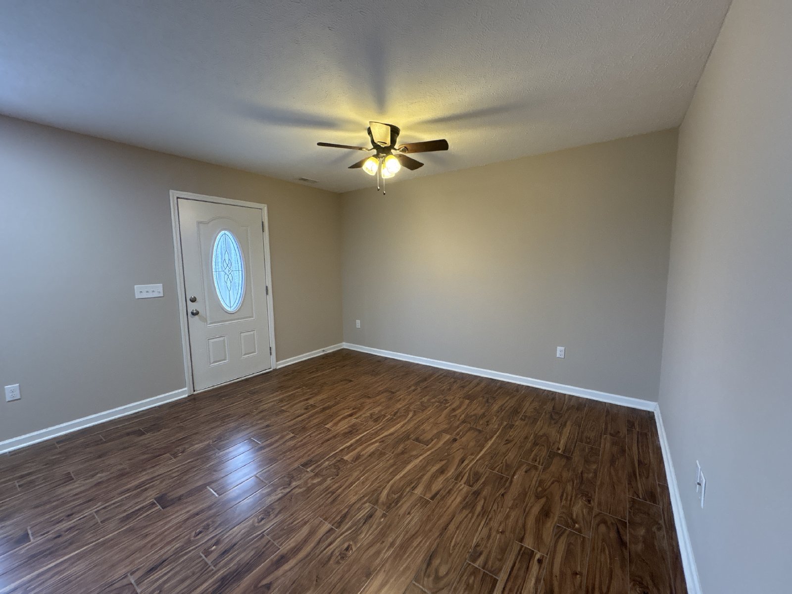 Recently built 2 Bedroom Apartment Minutes from Tim's Ford Lake! property image
