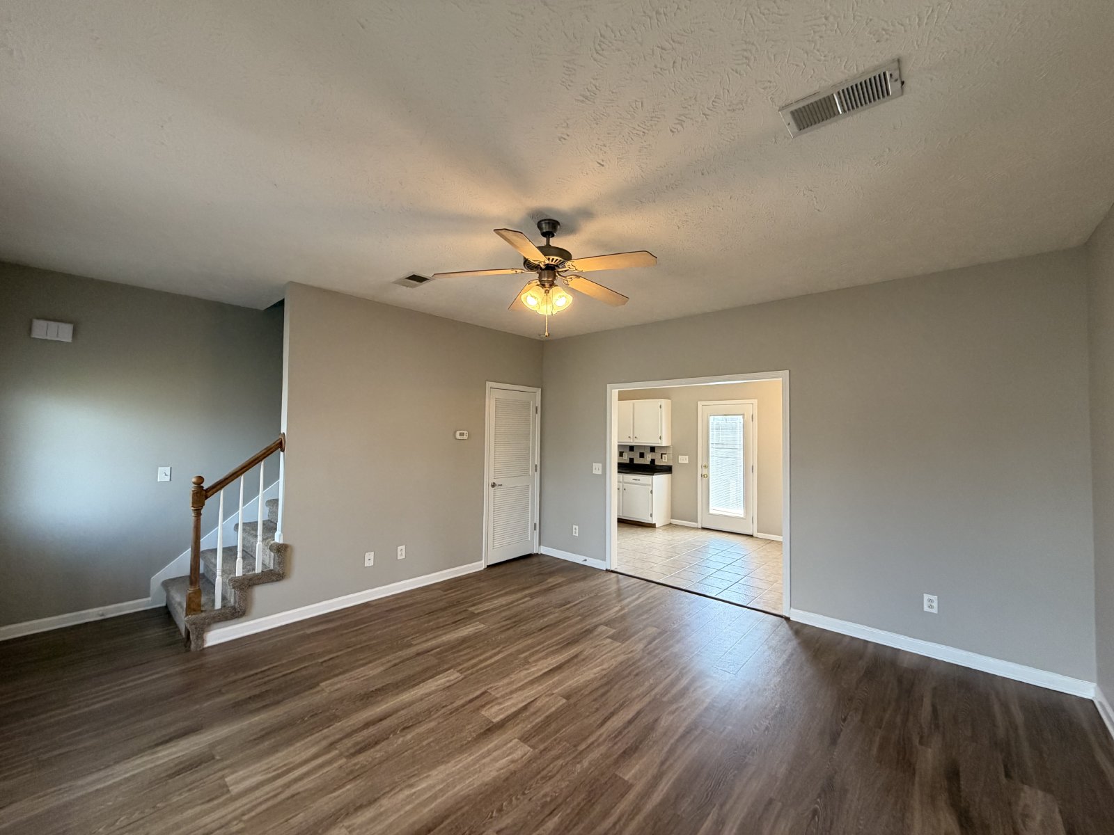 3 BR, 2.5 Bath with Fenced Backyard - Available Now! property image