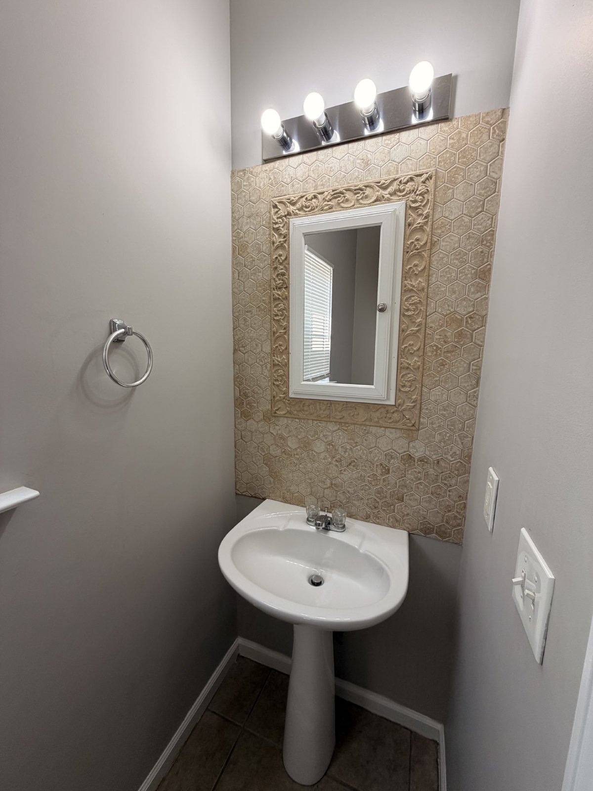 3 BR, 2.5 Bath with Fenced Backyard - Available Now! property image