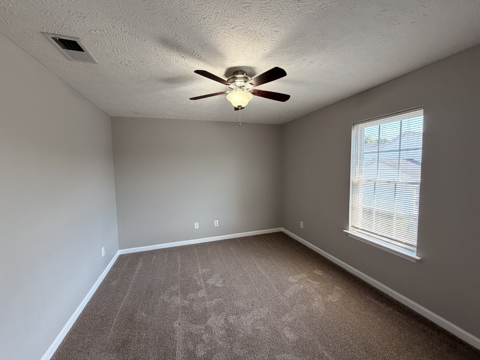 3 BR, 2.5 Bath with Fenced Backyard - Available Now! property image