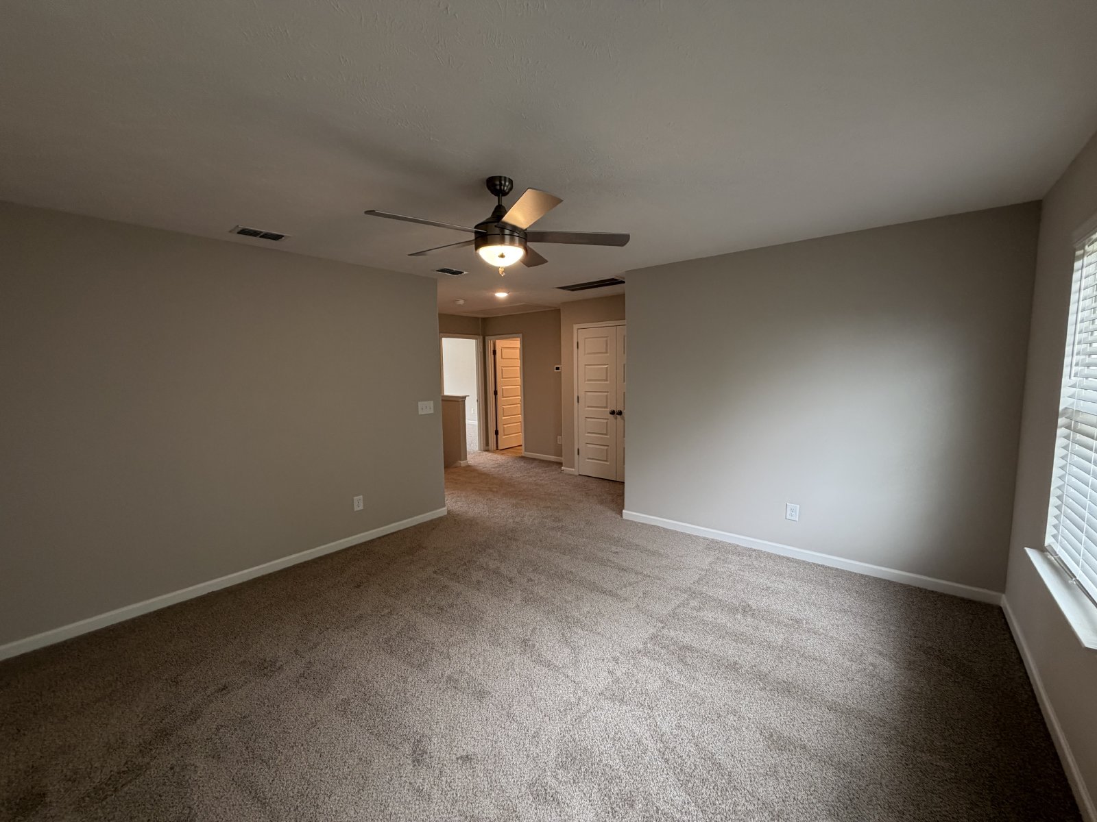 Brand New 4 Bed 3.5 Bath Townhome In Shelbyville property image