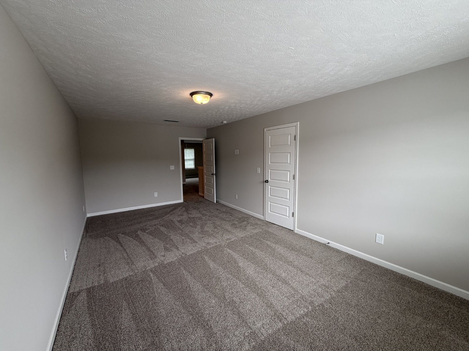 Brand New 4 Bed 3.5 Bath Townhome In Shelbyville property image