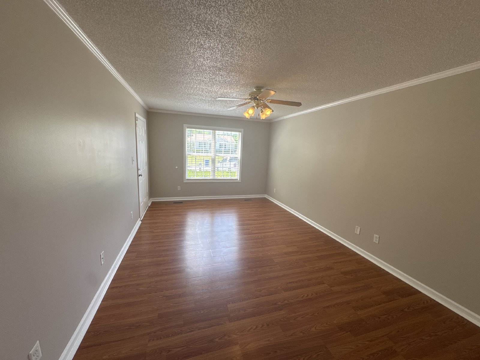 ✨ $500 Move-In Incentive for Approved Applications with a May Move-In! ✨ property image