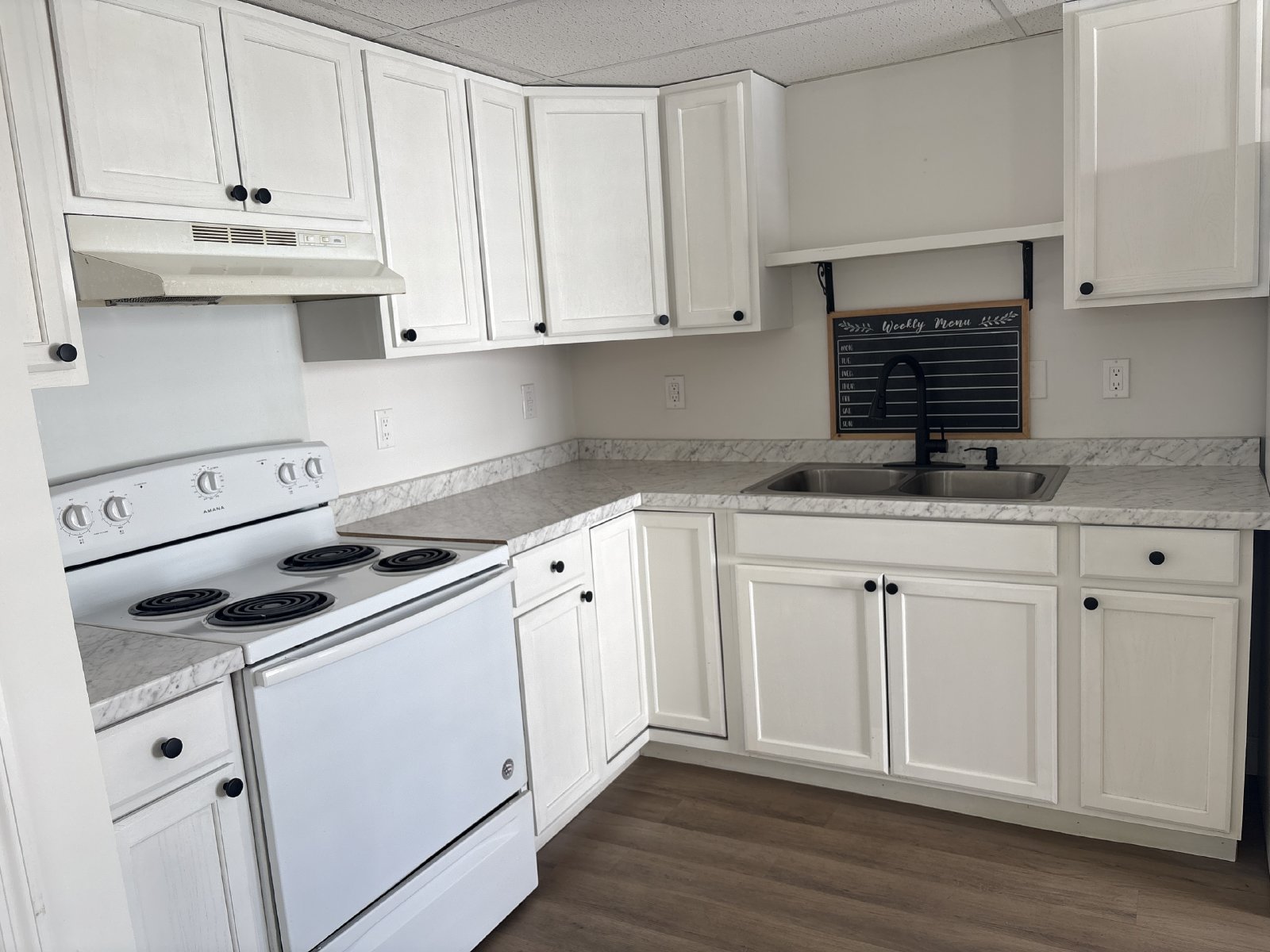 Renovated Duplex in Central Tullahoma! property image