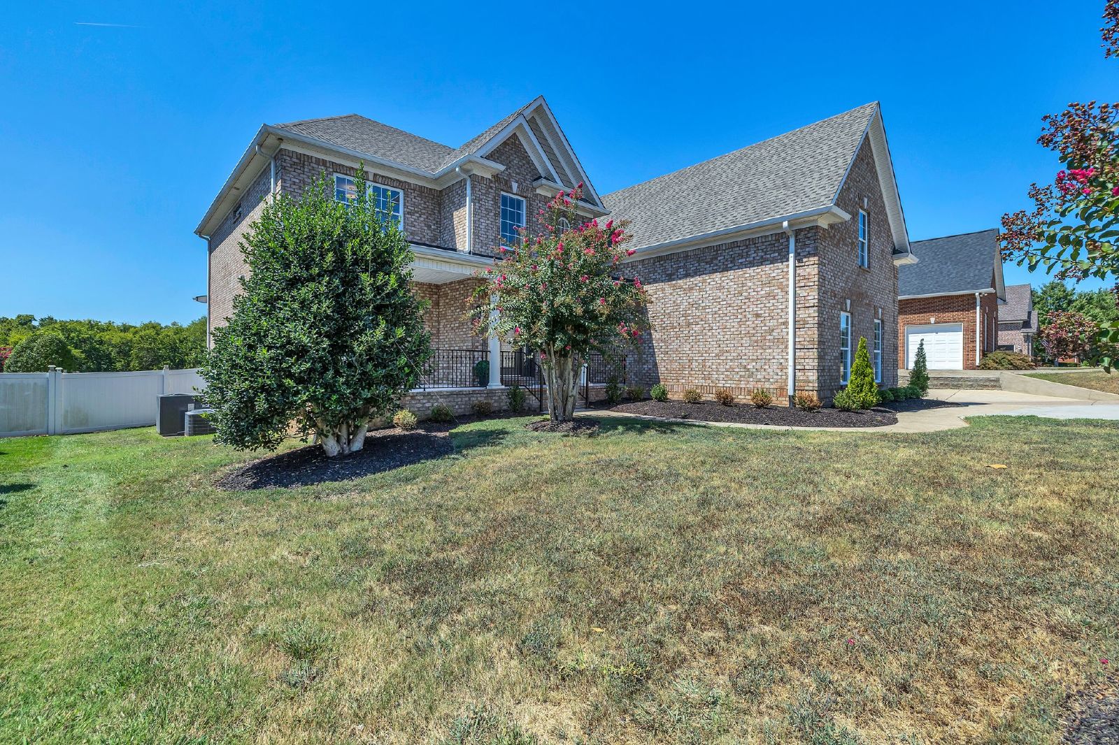 Luxury 4BR Home with River Views & Entertainer’s Bonus Room property image