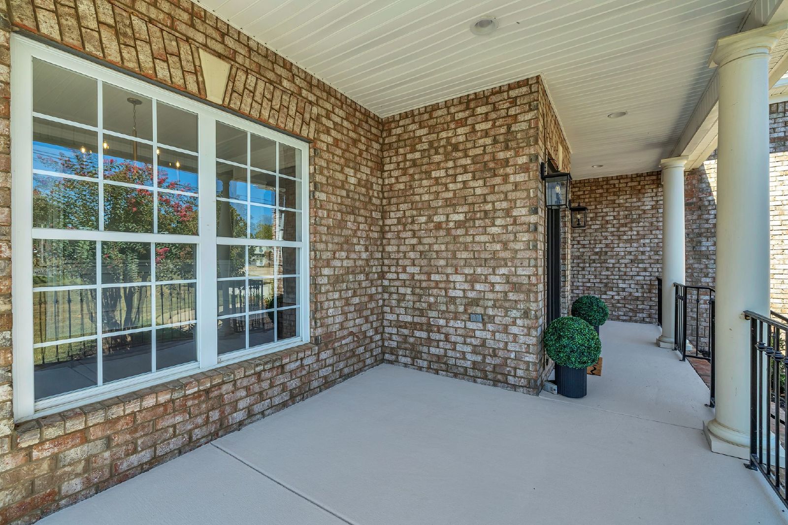 Luxury 4BR Home with River Views & Entertainer’s Bonus Room property image