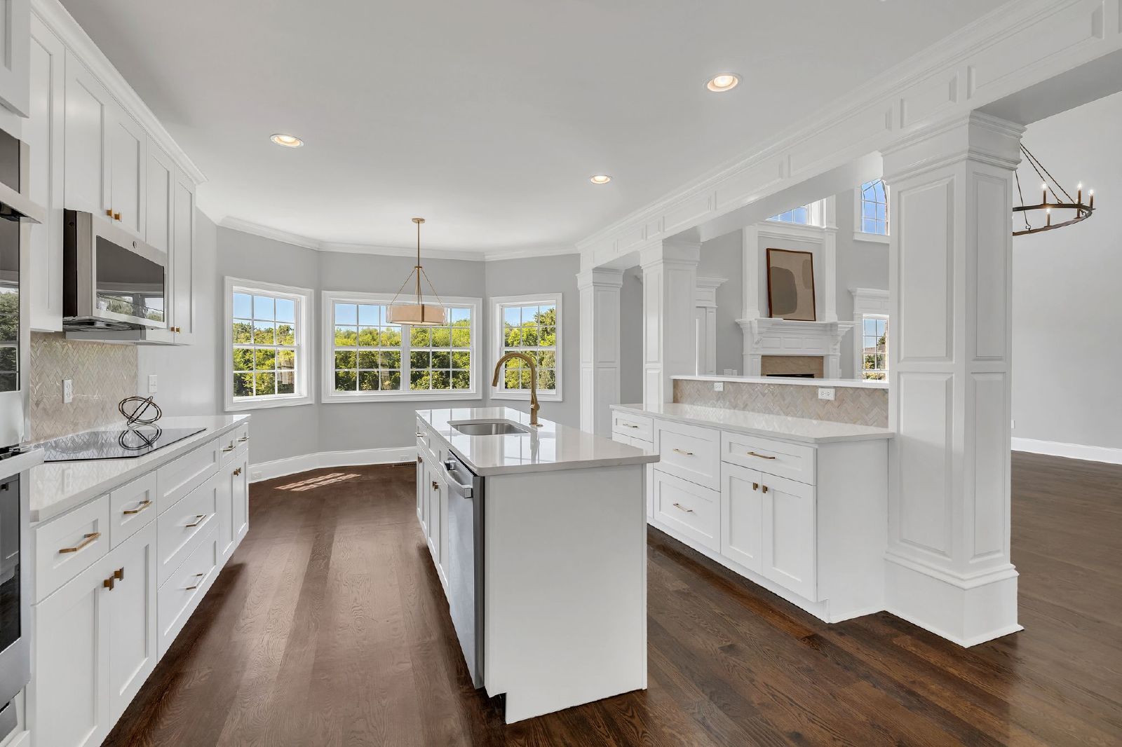 Luxury 4BR Home with River Views & Entertainer’s Bonus Room property image