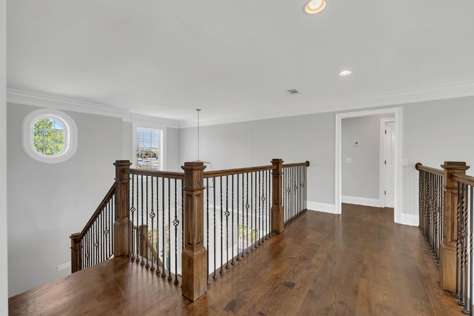 Luxury 4BR Home with River Views & Entertainer’s Bonus Room property image