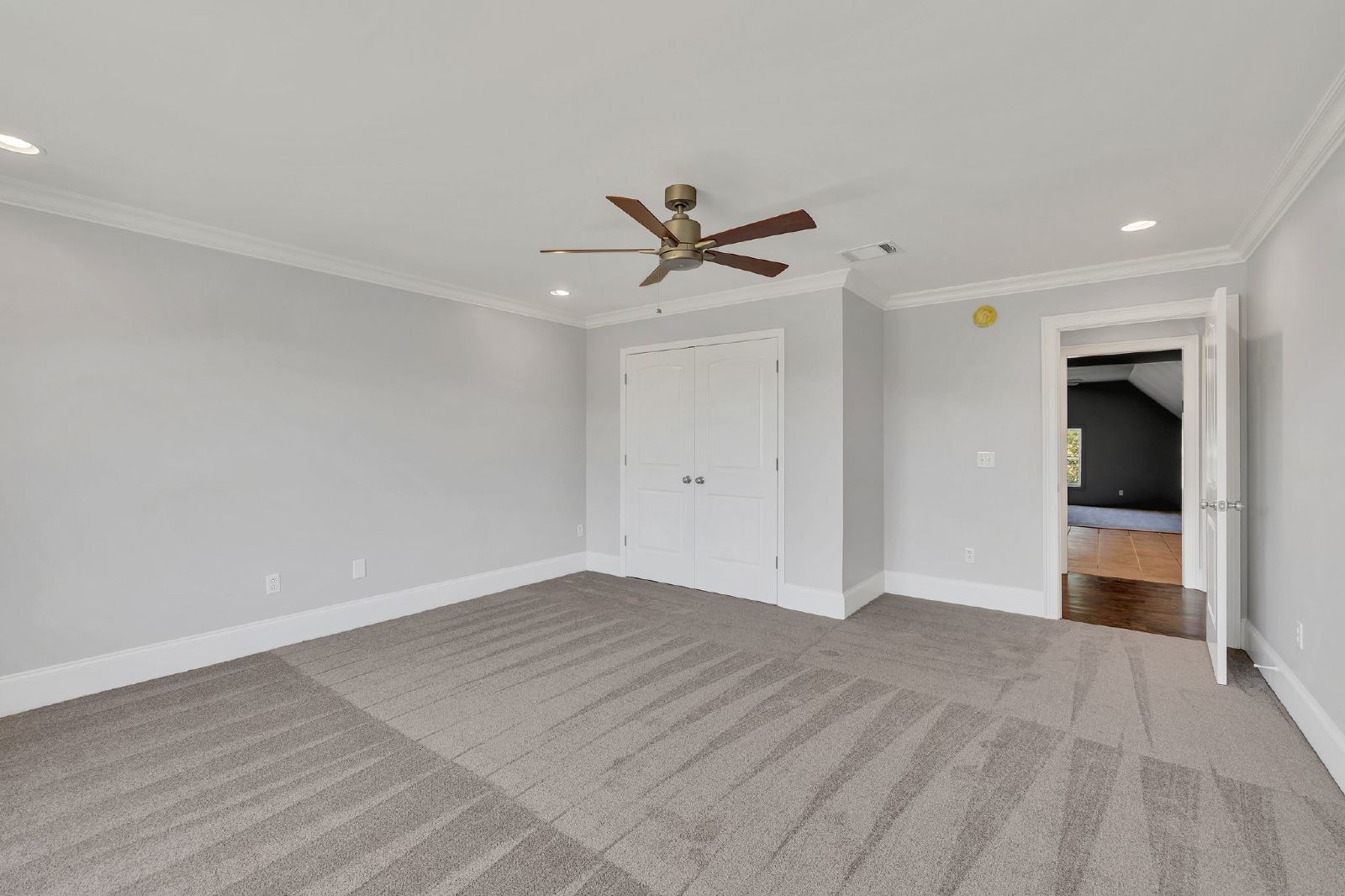 Luxury 4BR Home with River Views & Entertainer’s Bonus Room property image