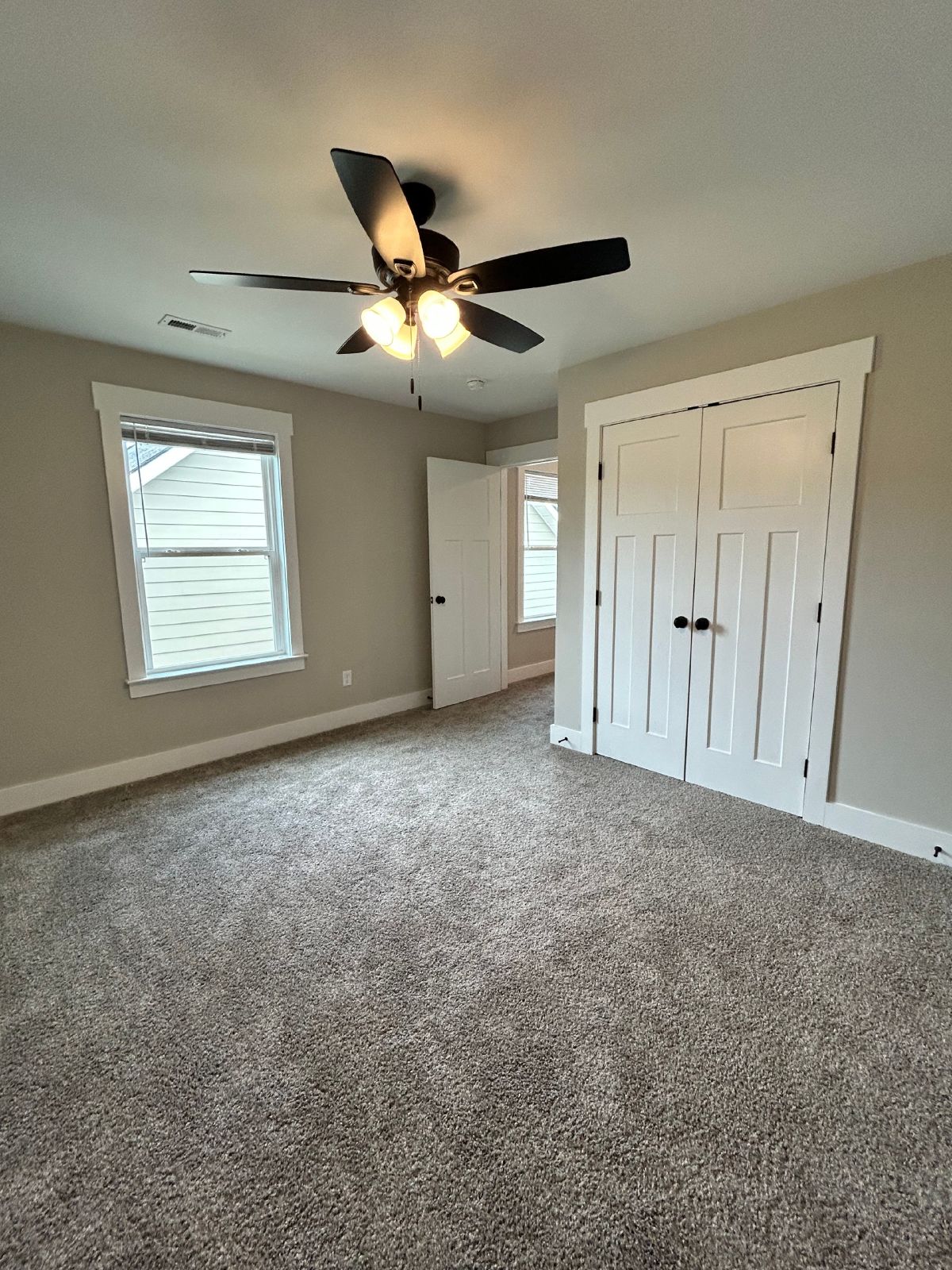Beautiful New Build 3 Bed, 2.5 Bath, 2 Car Garage - Community Pool & Walking Trail! property image