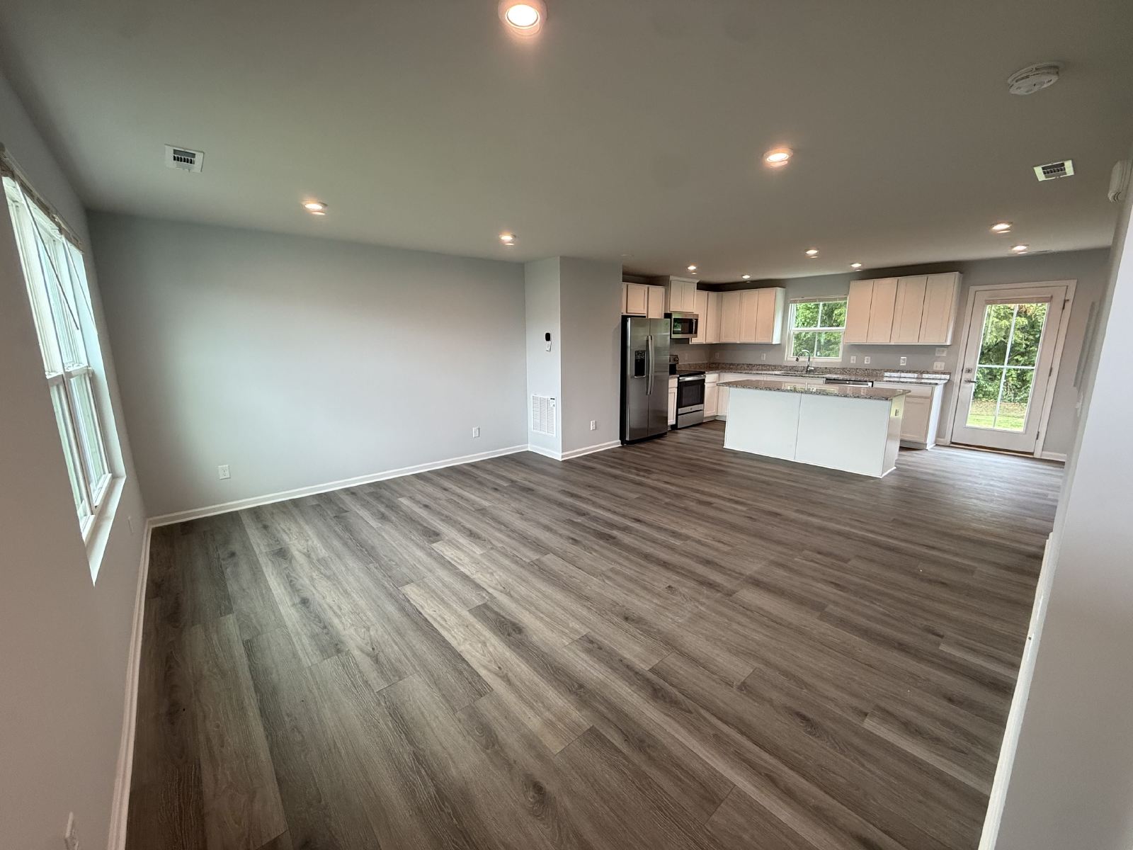 Like-New 4BR Home in Christiana | Open Floor Plan + Large Backyard! property image