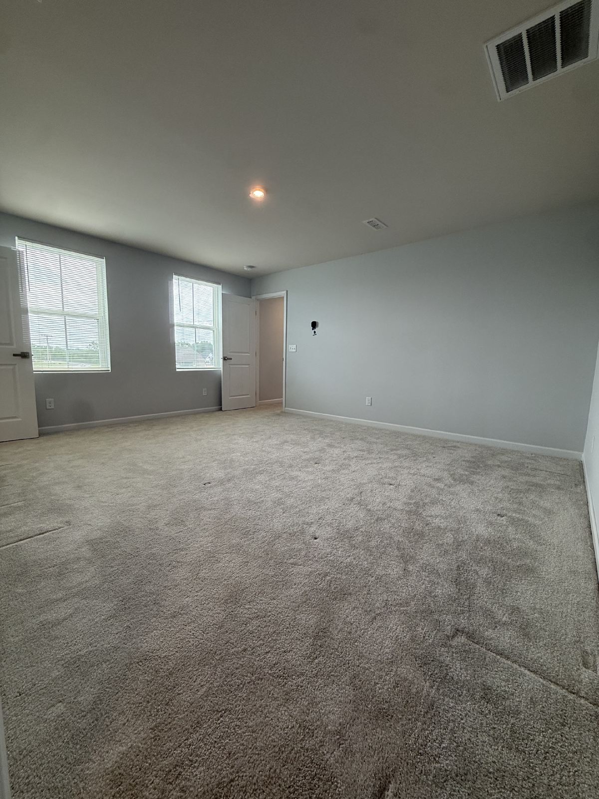 Like-New 4BR Home in Christiana | Open Floor Plan + Large Backyard! property image