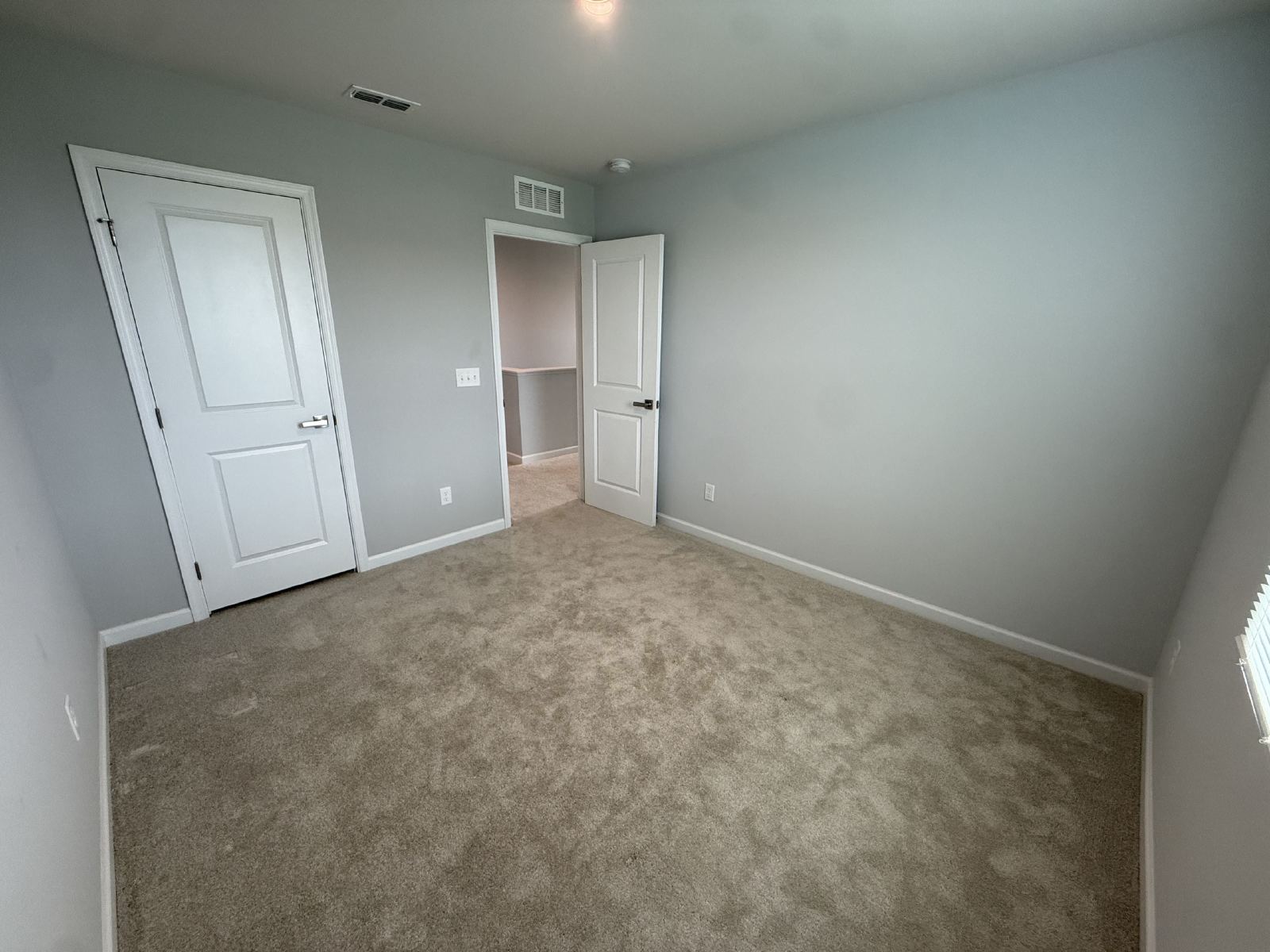 Like-New 4BR Home in Christiana | Open Floor Plan + Large Backyard! property image