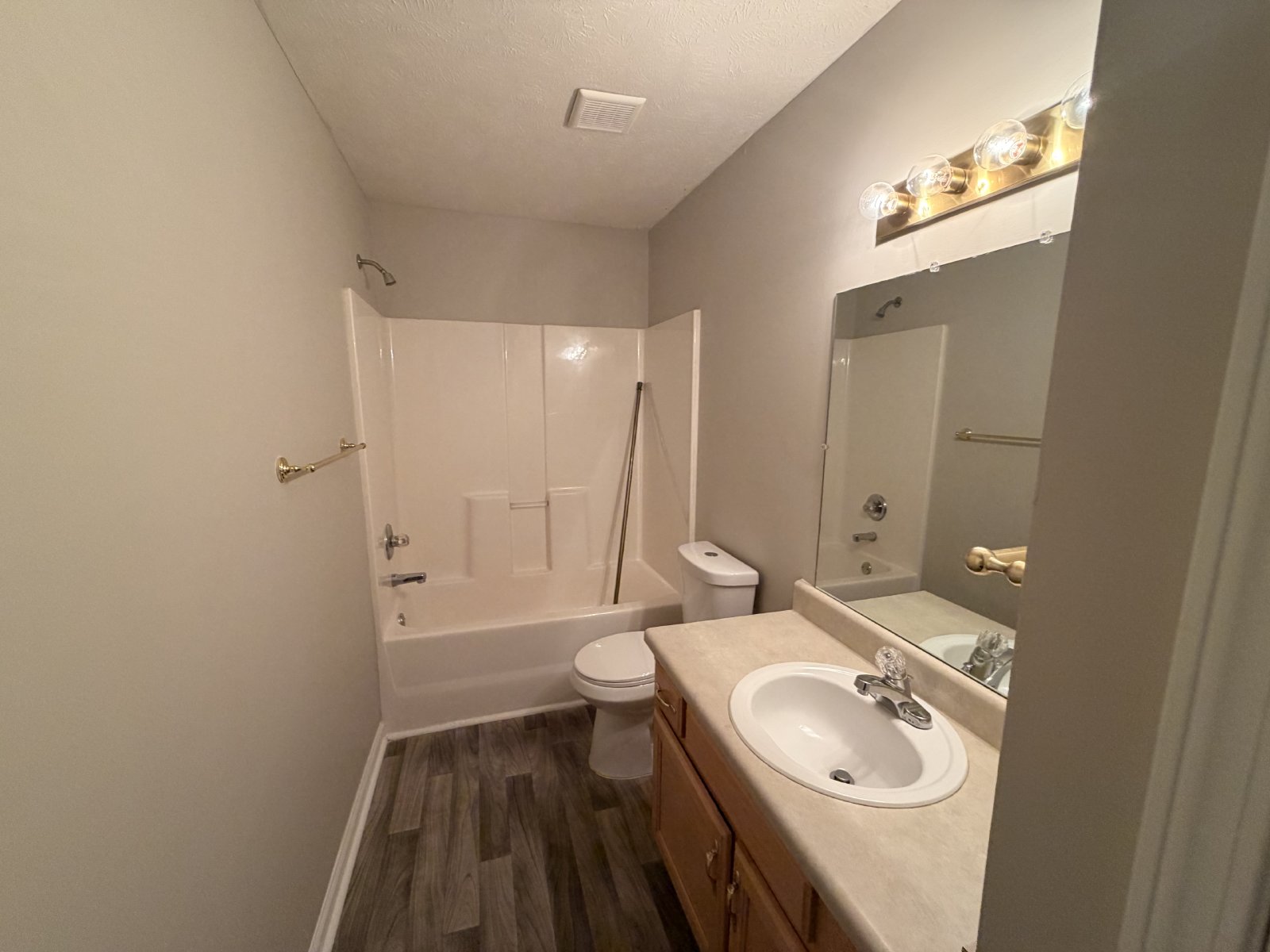 Available Now - 3BR 2BA Home in Smyrna **All one level** property image