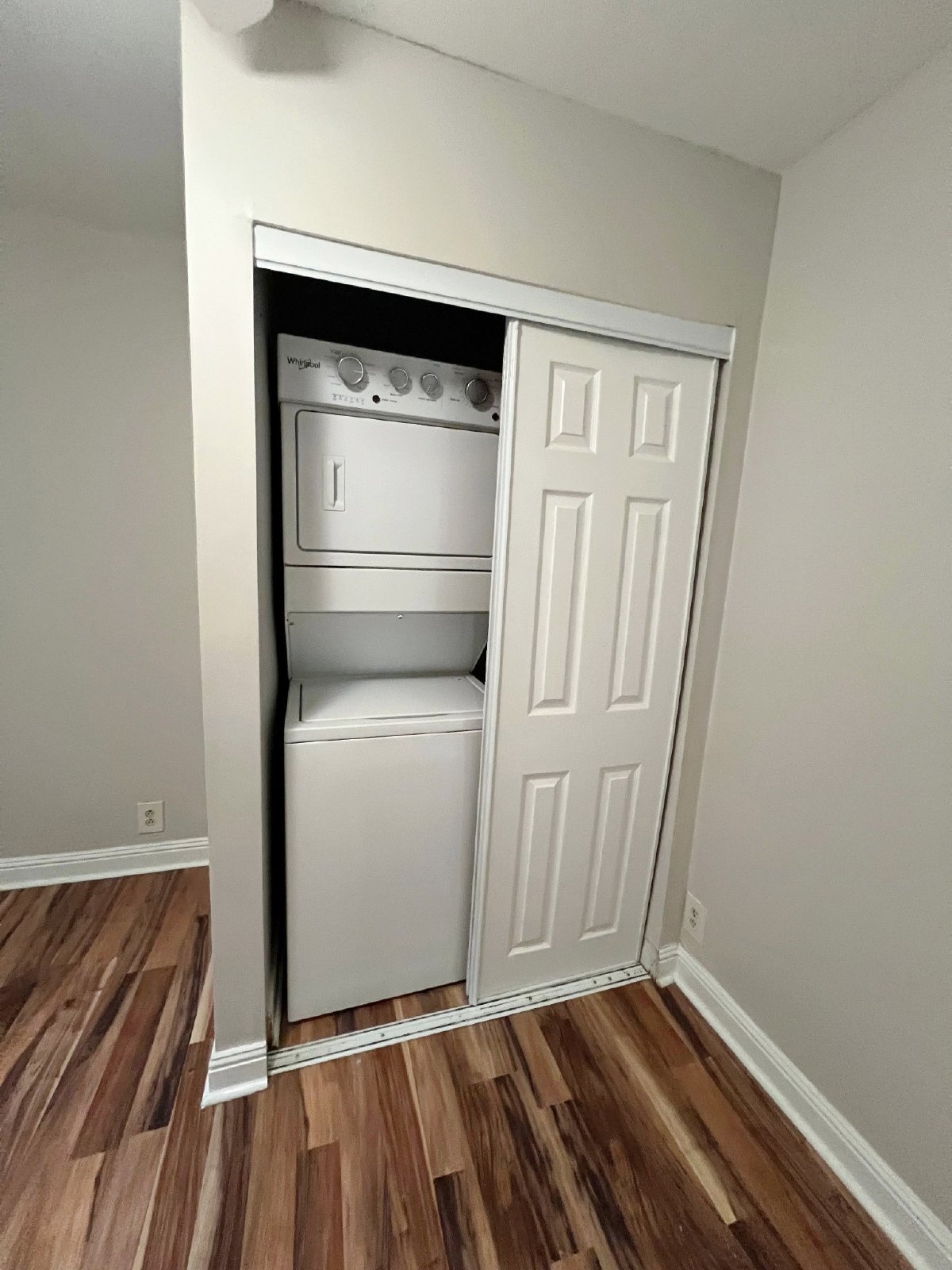 Move-In Ready 3BR Rental with Spacious Yard & Deck property image