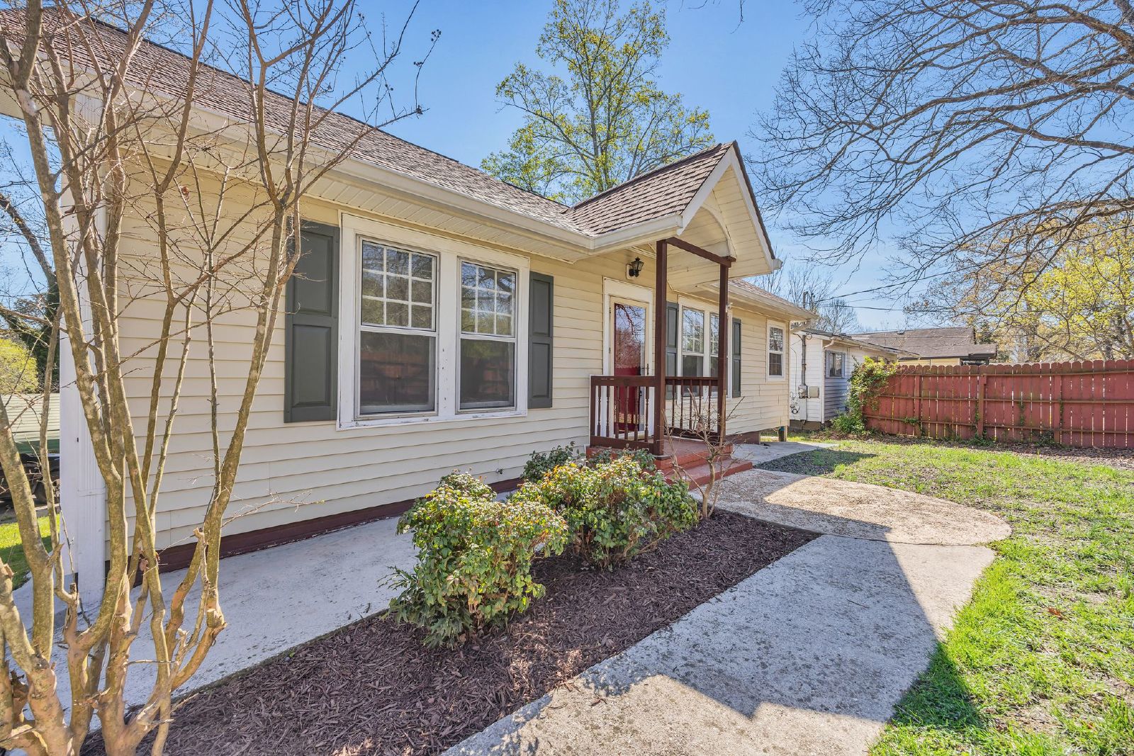 Charming 3 bed, 2 bath Rossville, GA Rental! property image