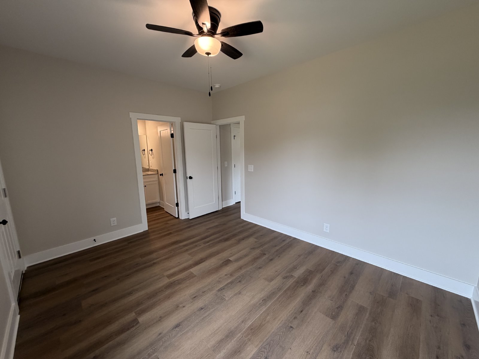 New Construction 2 Bed 2 Bath Duplex in Shelbyville property image