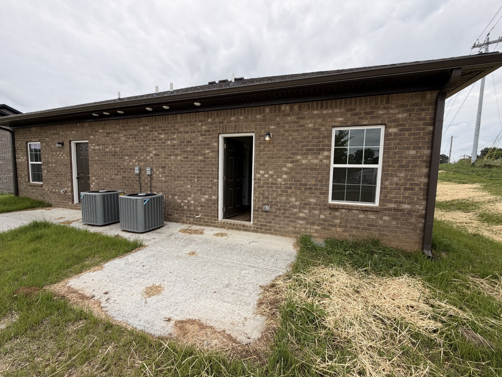 New Construction 2 Bed 2 Bath Duplex in Shelbyville property image