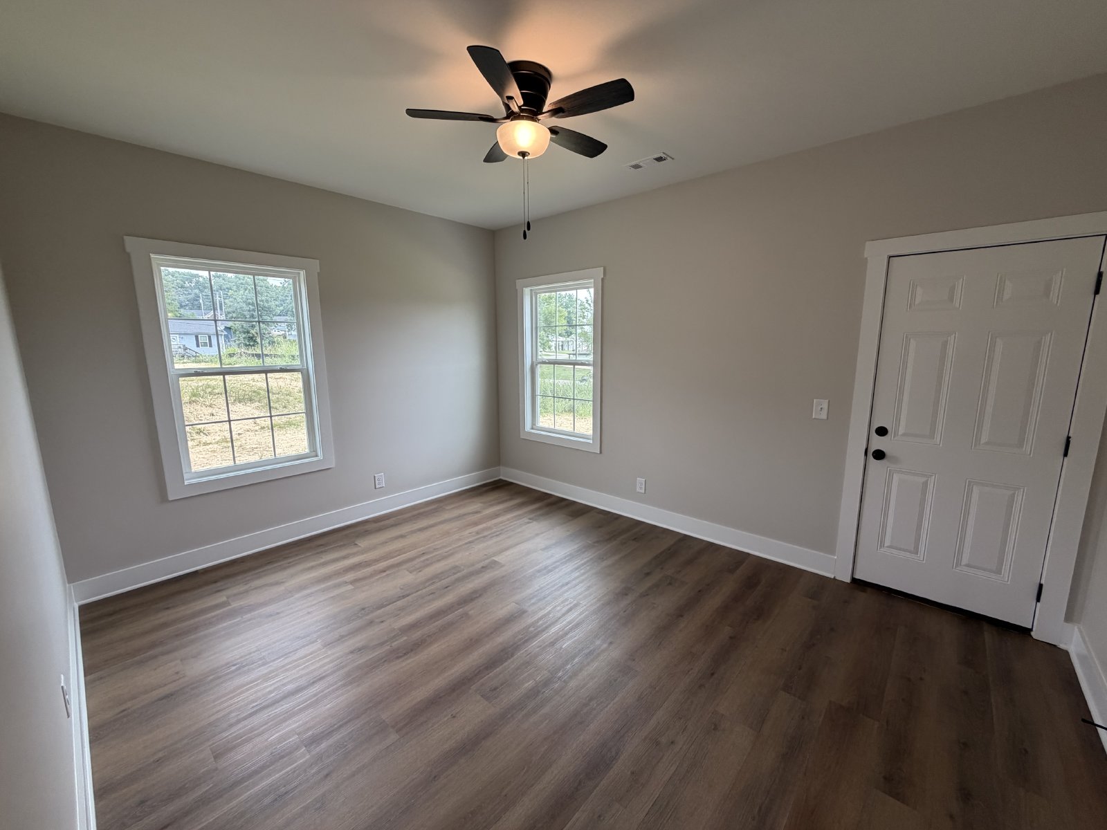 New Construction 3 bed 2 Bath Duplex in Shelbyville property image
