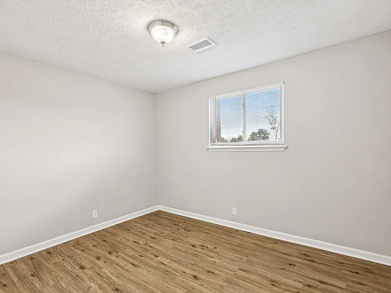 2 Bed 1 Bath Apt - The Flats at 1200 property image