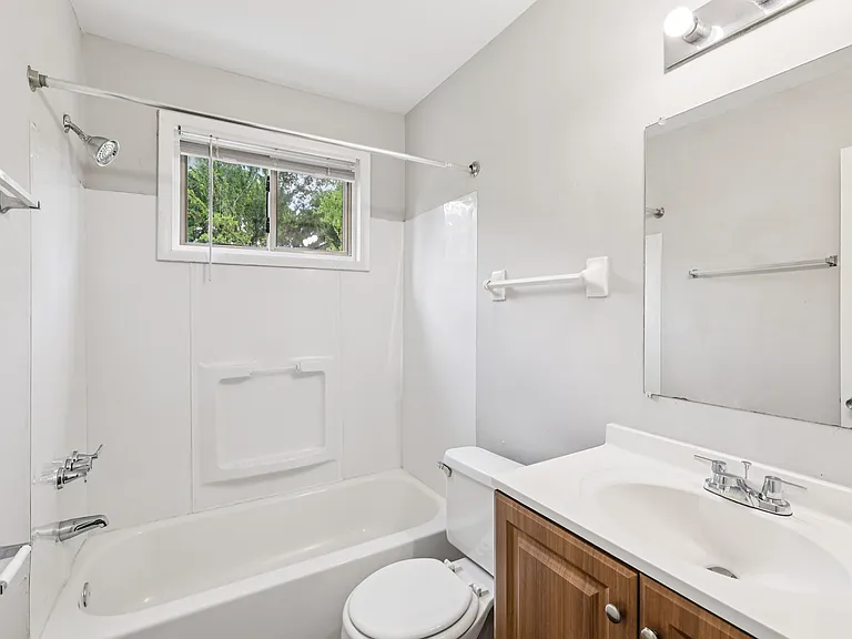 2 Bed 1 Bath Apt - The Flats at 1200 property image
