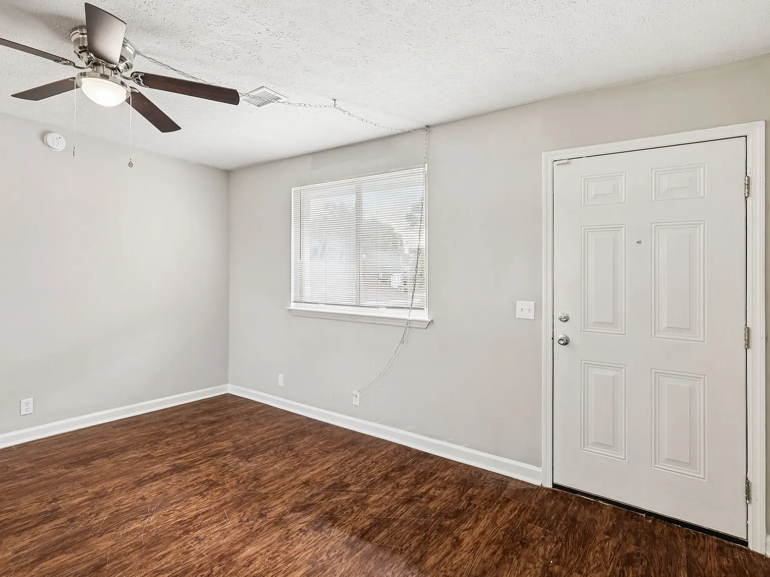 2 Bed 1 Bath Apt - The Flats at 1200 property image