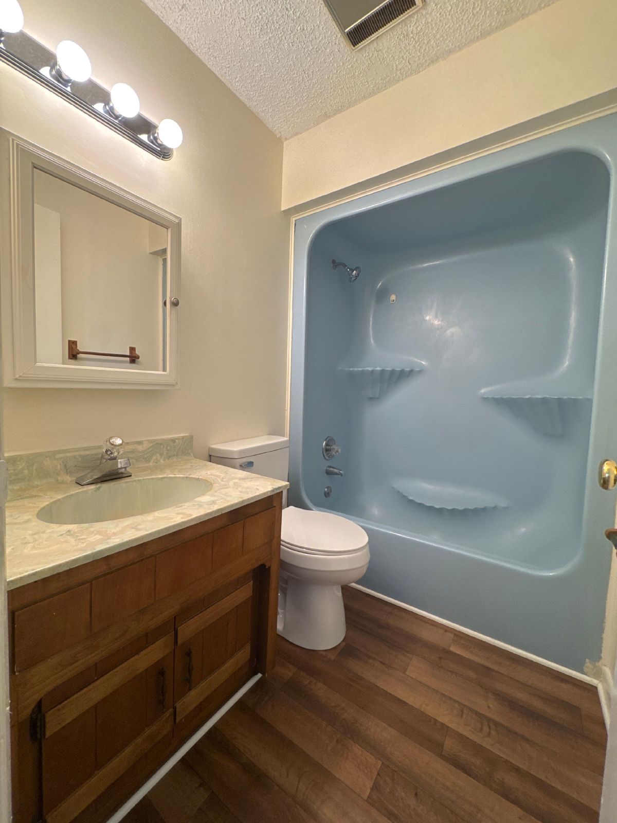 Charming 2-Bedroom Brick Duplex with Spacious Yard in Lebanon property image
