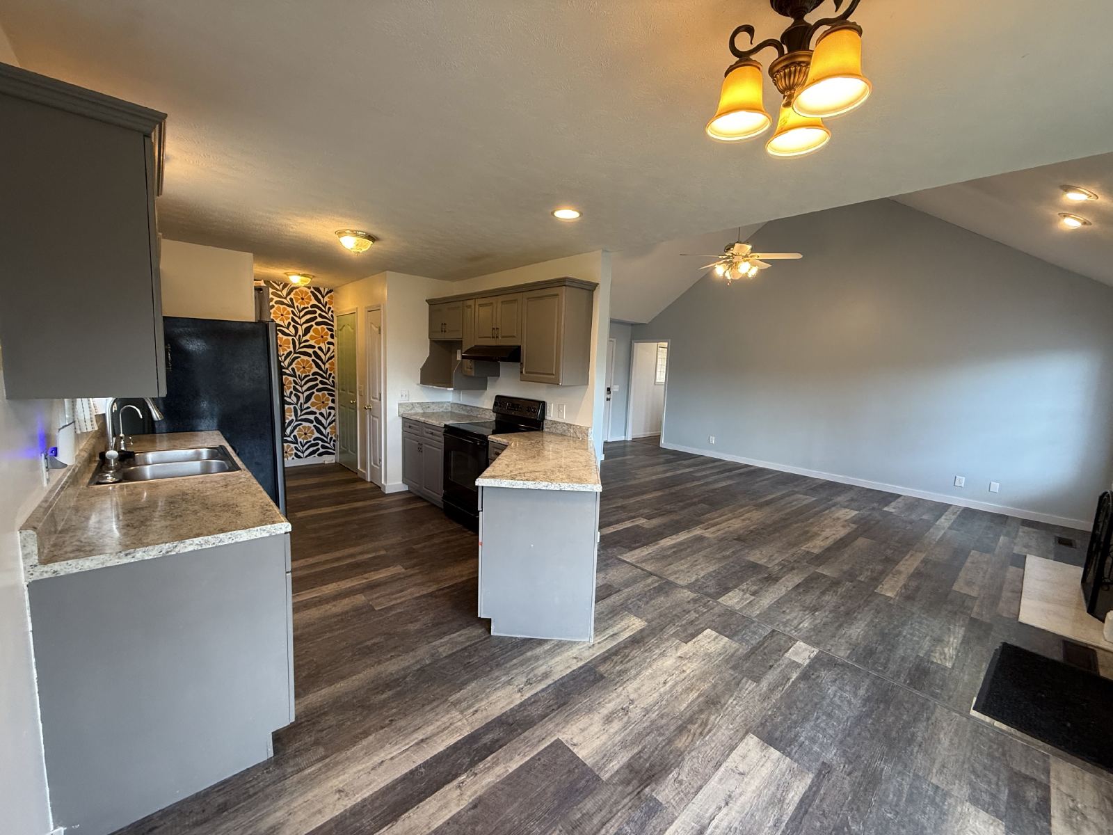 Charming 3BR/2BA Home in Greenbrier property image