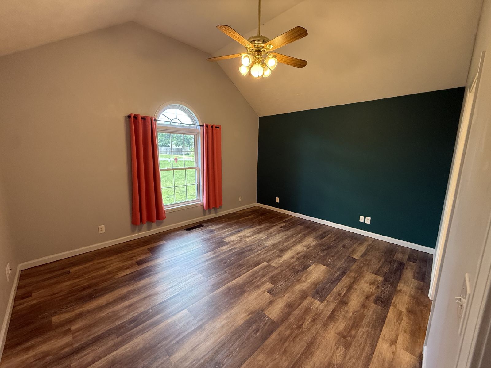 Charming 3BR/2BA Home in Greenbrier property image