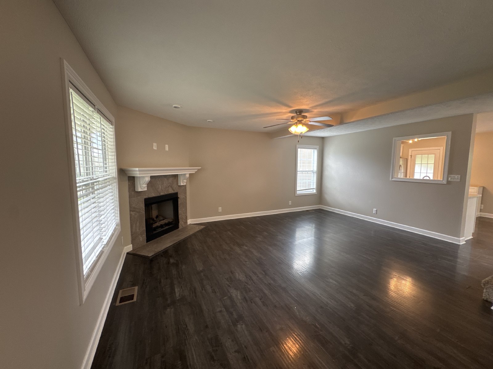 Beautiful 3BR Home in Crosswinds | Open Floor Plan | Garage | Convenient Clarksville Location property image