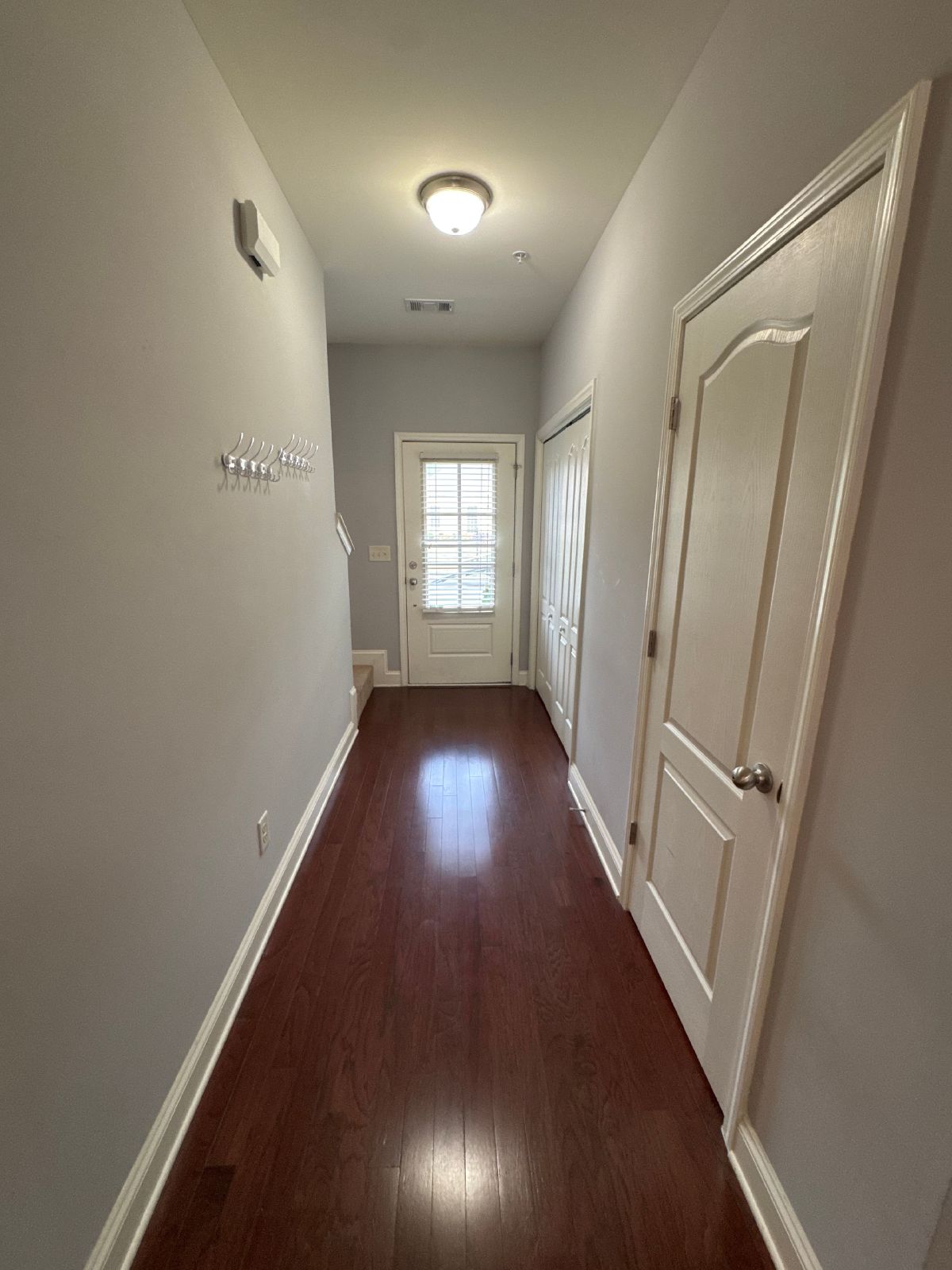 Modern End-Unit Townhome in the Heart of Old Hickory, Wilson County! property image