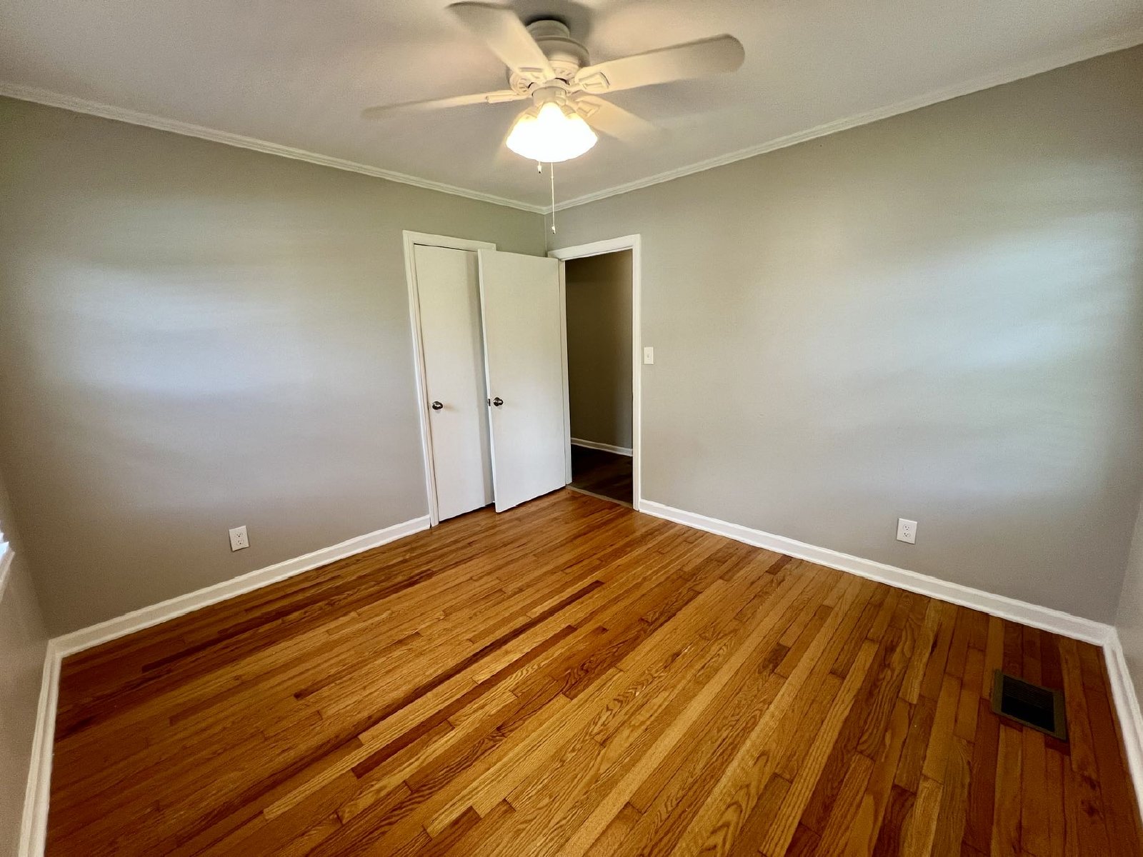 3BR 1.5BA, All Brick Ranch Home *Fenced Backyard* property image