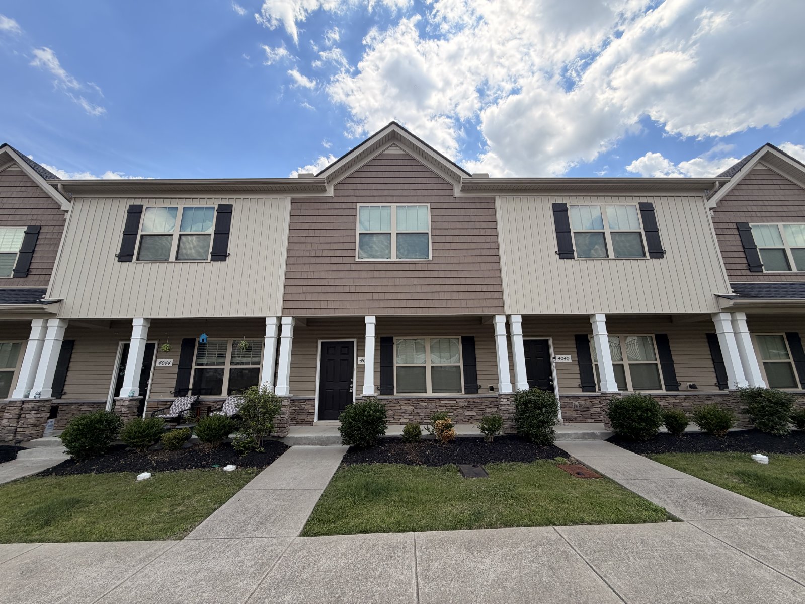 2 Bedroom, 2.5 Bath Townhome - Available Now in Antioch! property image