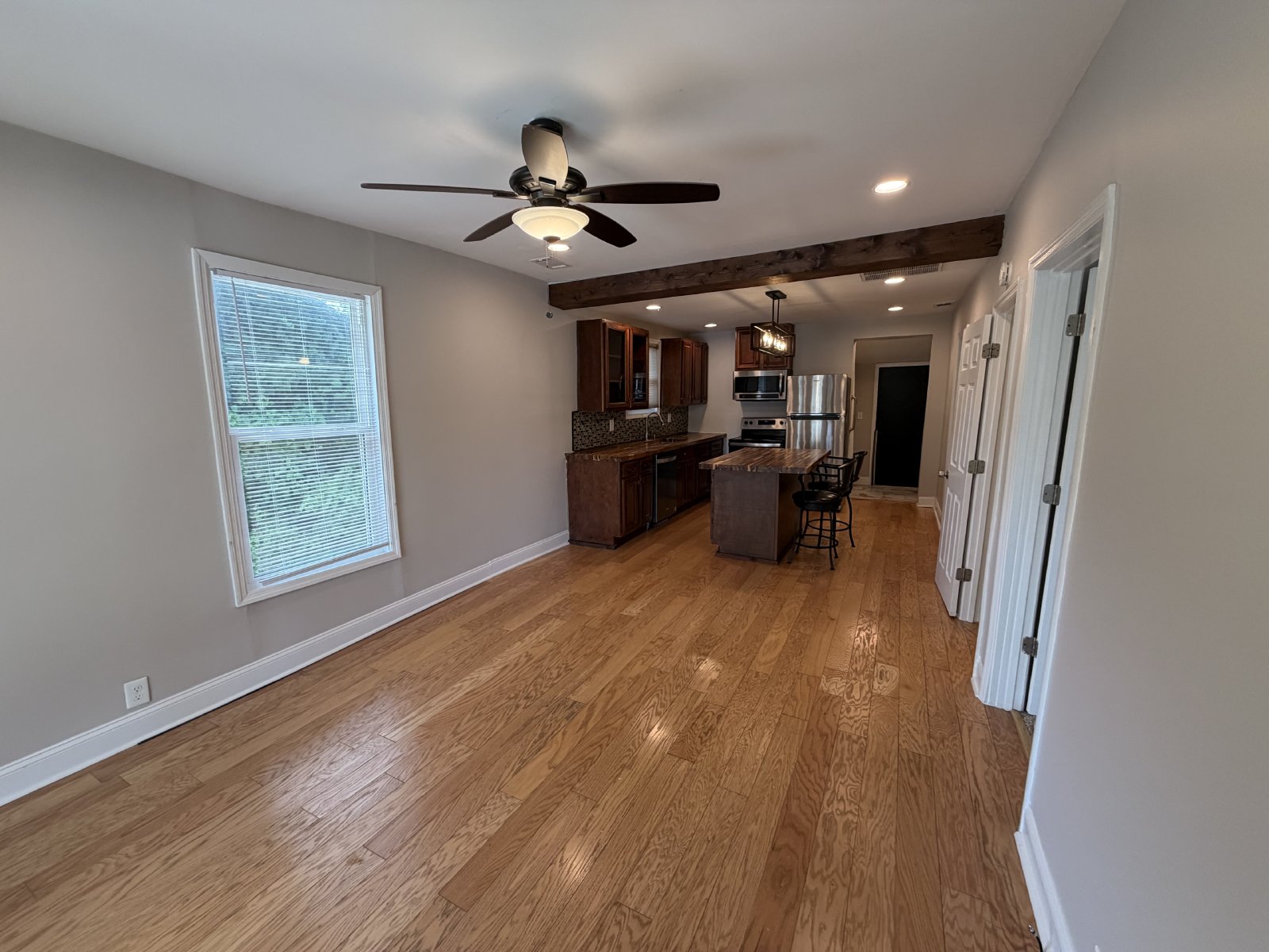 Cute 3 BR 1 BA in Mt Pleasant - Available Immediately! property image