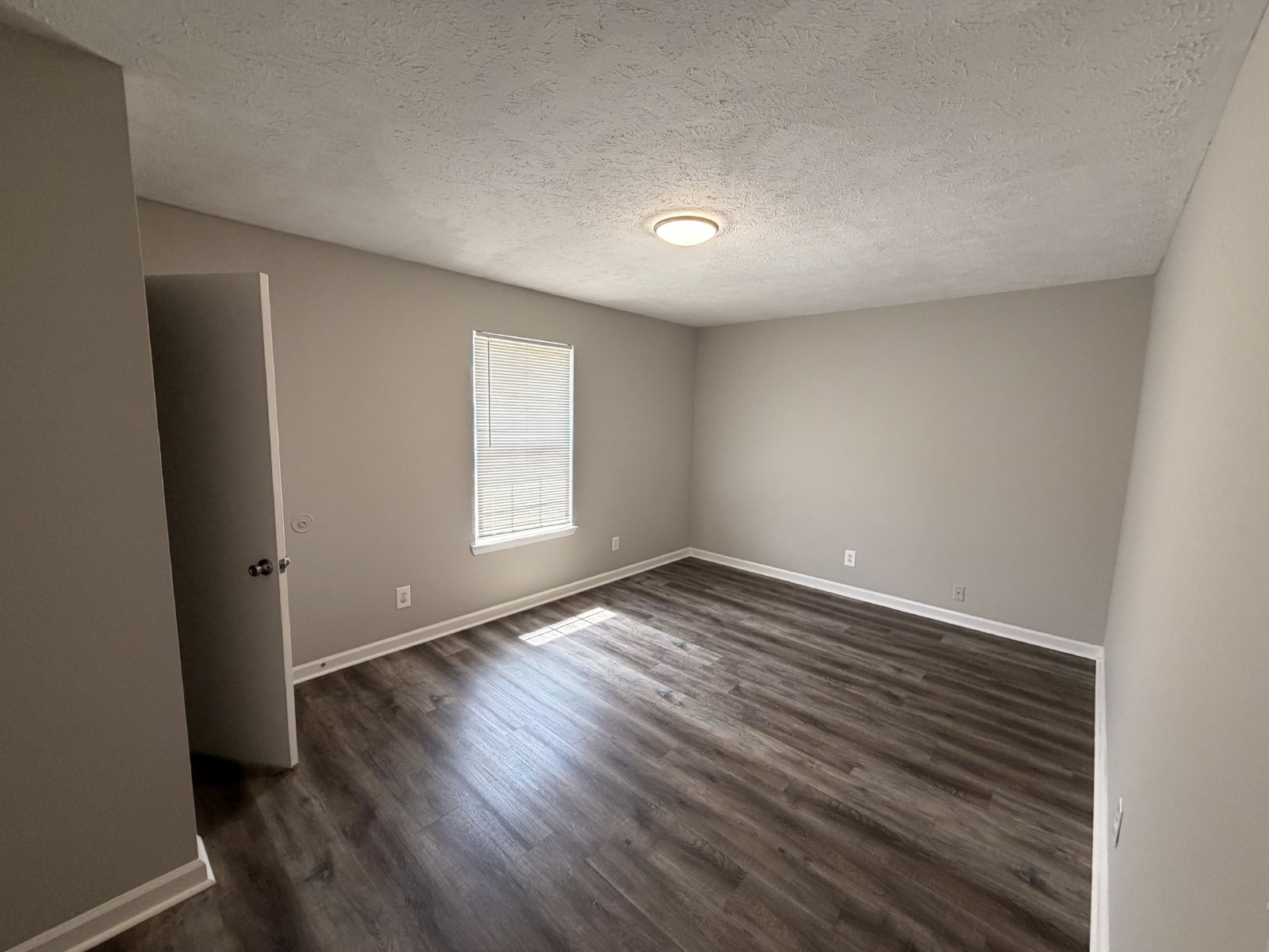 2 Bed 1.5 Bath Apartment near MTSU property image