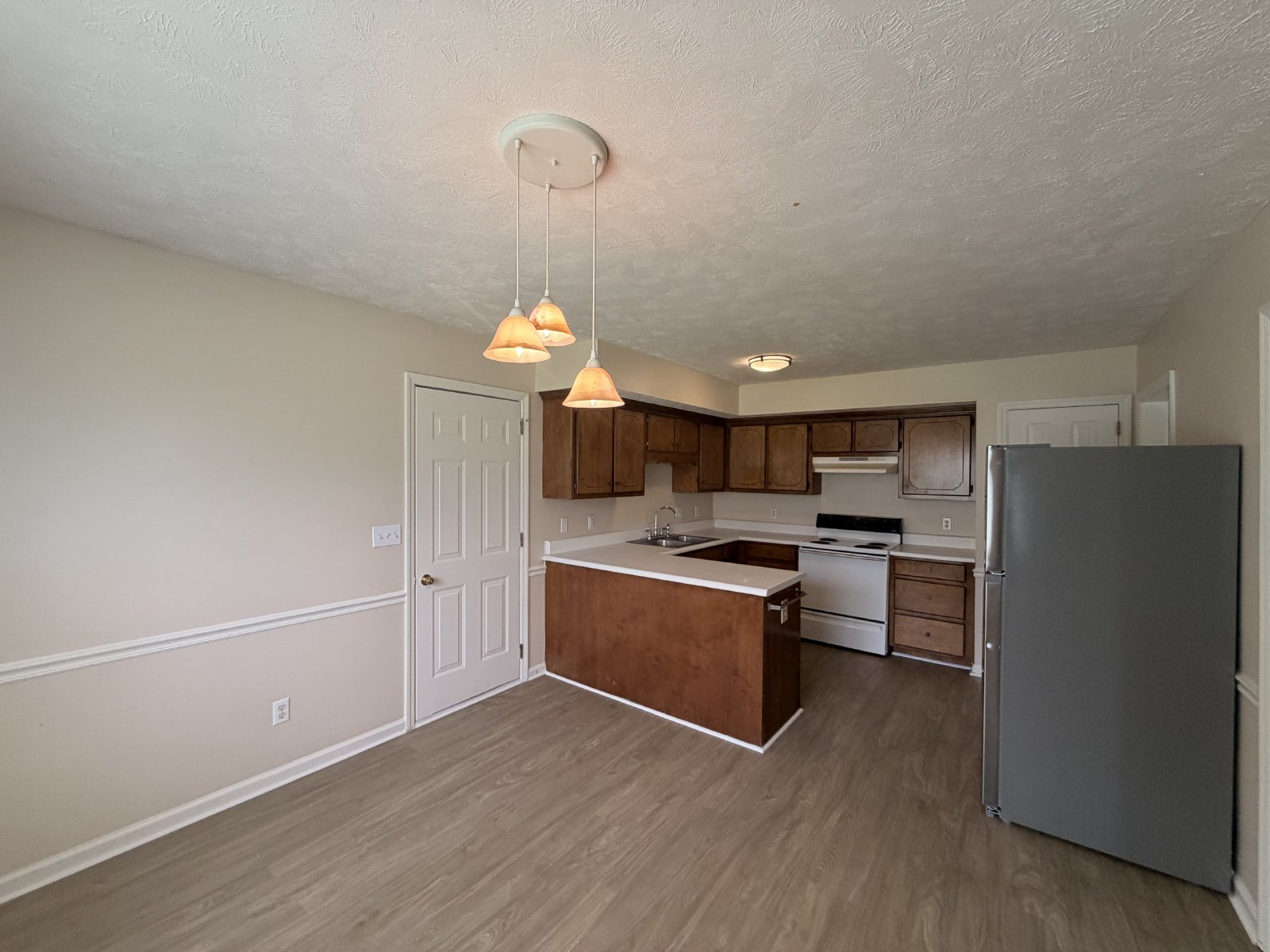 Move-In Ready! Fresh Updates, Fenced Backyard & Prime Smyrna Location! property image