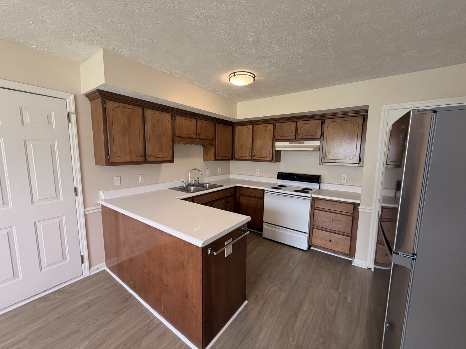 Move-In Ready! Fresh Updates, Fenced Backyard & Prime Smyrna Location! property image