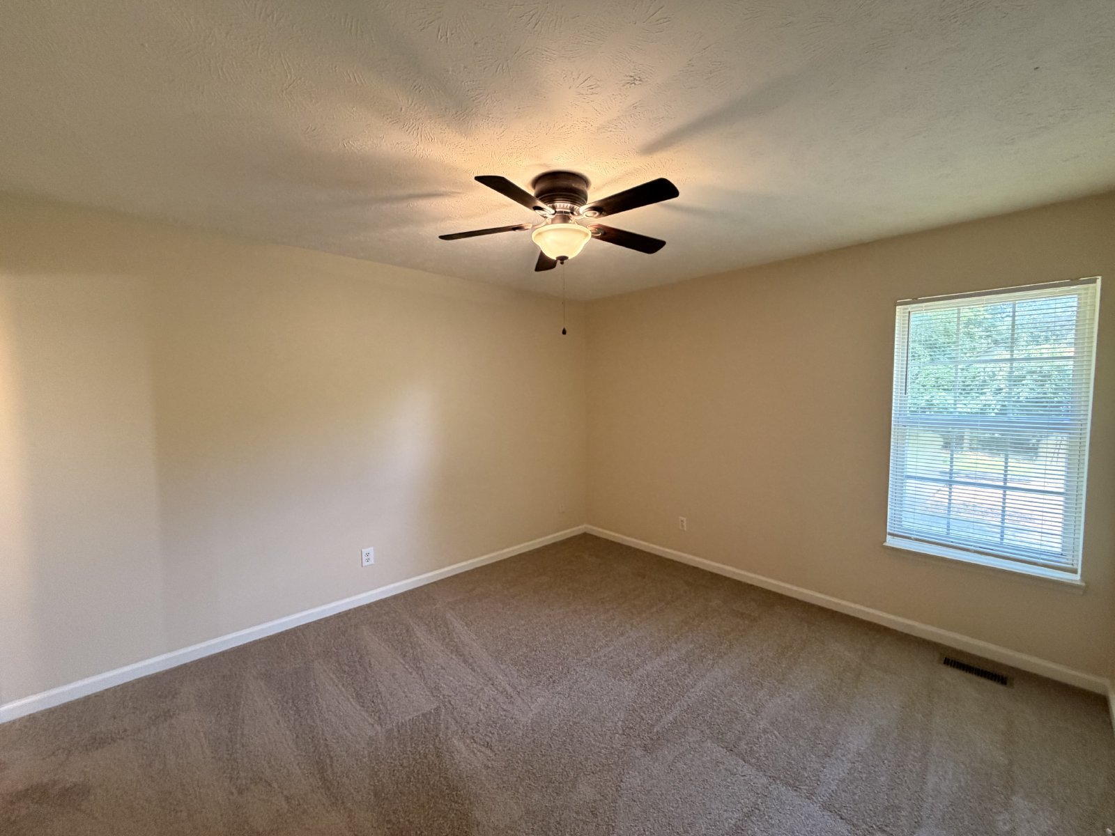 Move-In Ready! Fresh Updates, Fenced Backyard & Prime Smyrna Location! property image