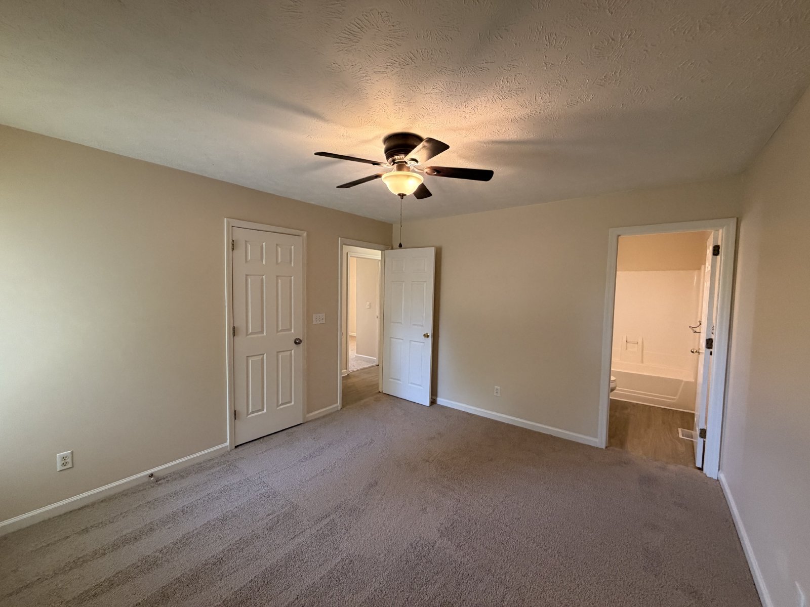 Move-In Ready! Fresh Updates, Fenced Backyard & Prime Smyrna Location! property image