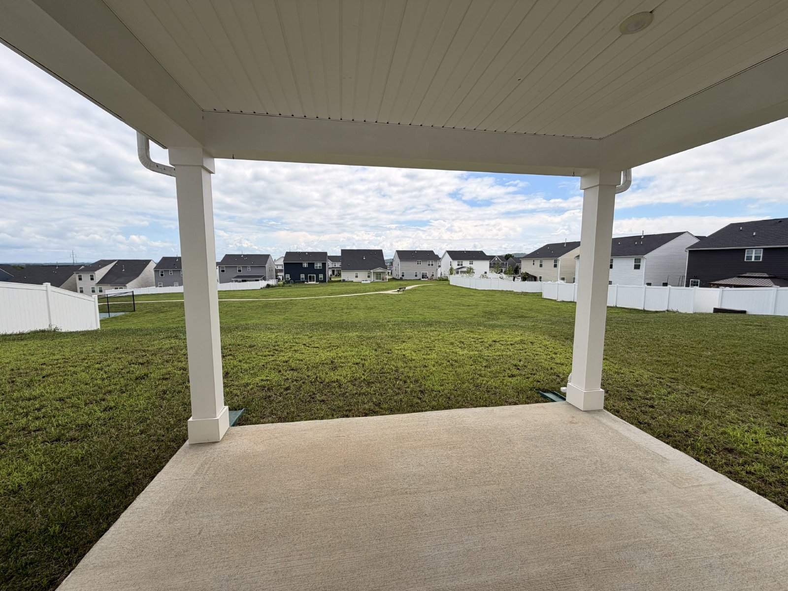 Available Now in Smyrna! **4 Bedrooms | 2.5 Bathrooms | Office/Flex Room | 2-Car Garage** property image