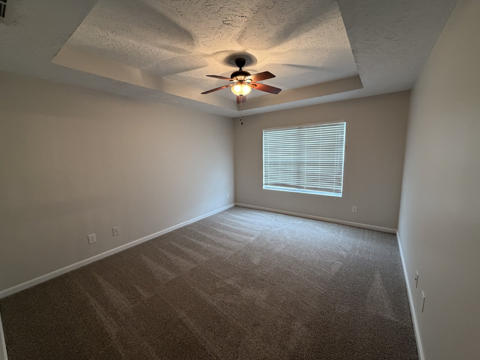 3 Bed 2.5 Bath Townhome in Brentwood property image