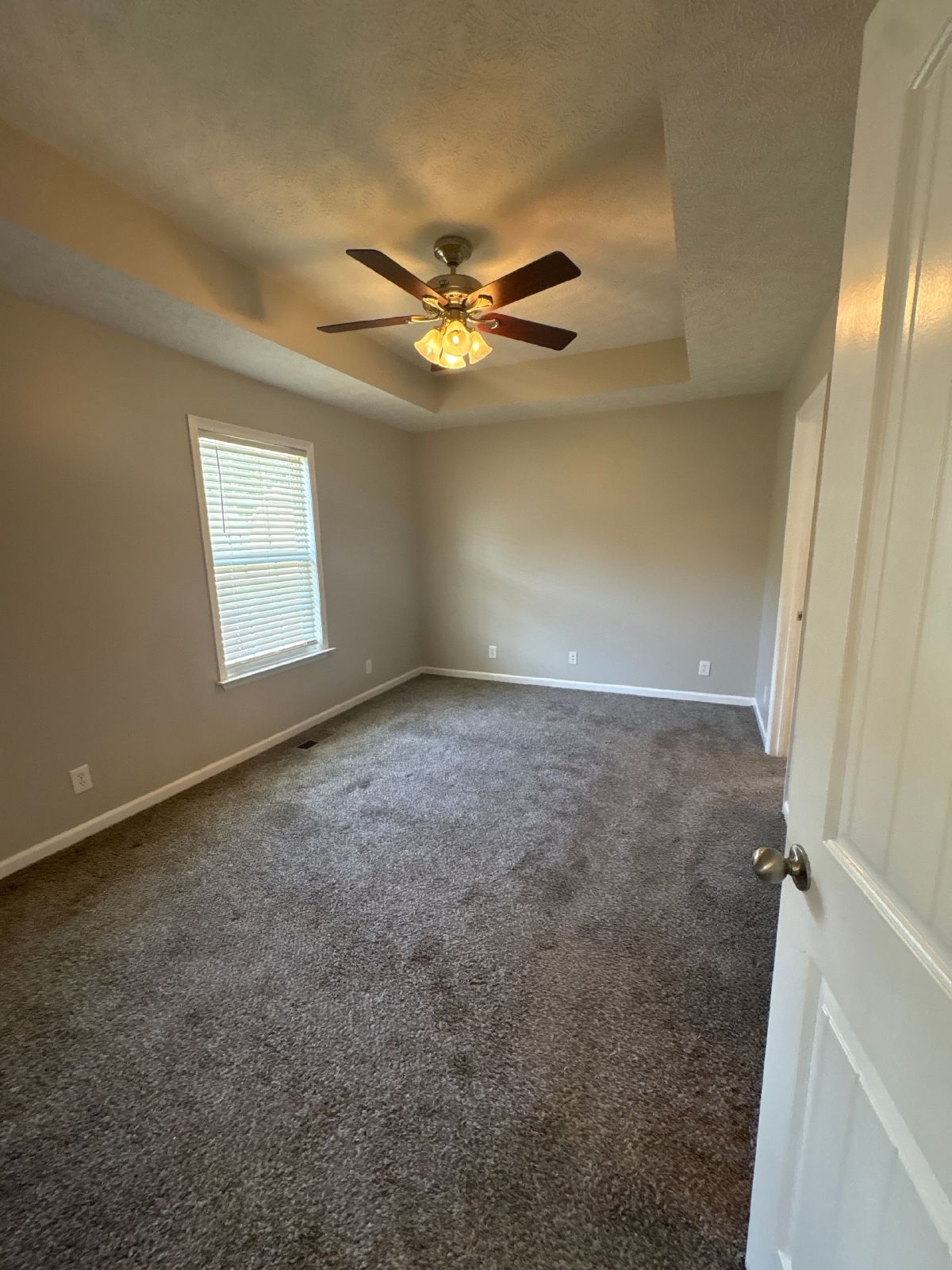 Charming Home with Covered Deck and Fenced in Back Yard... property image